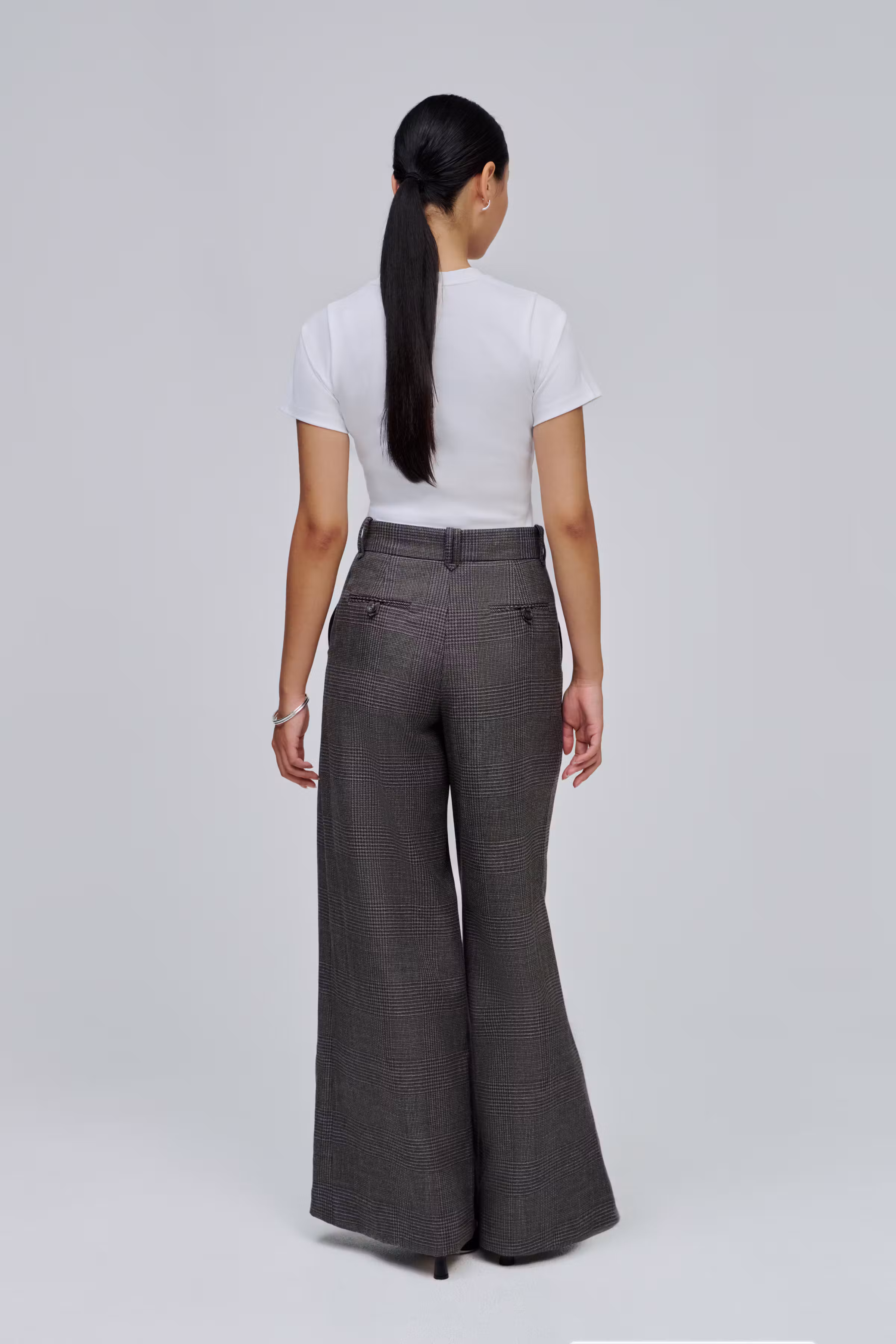 IOPersyia Trousers LOOKBOOK BACK 30600059-MC1999