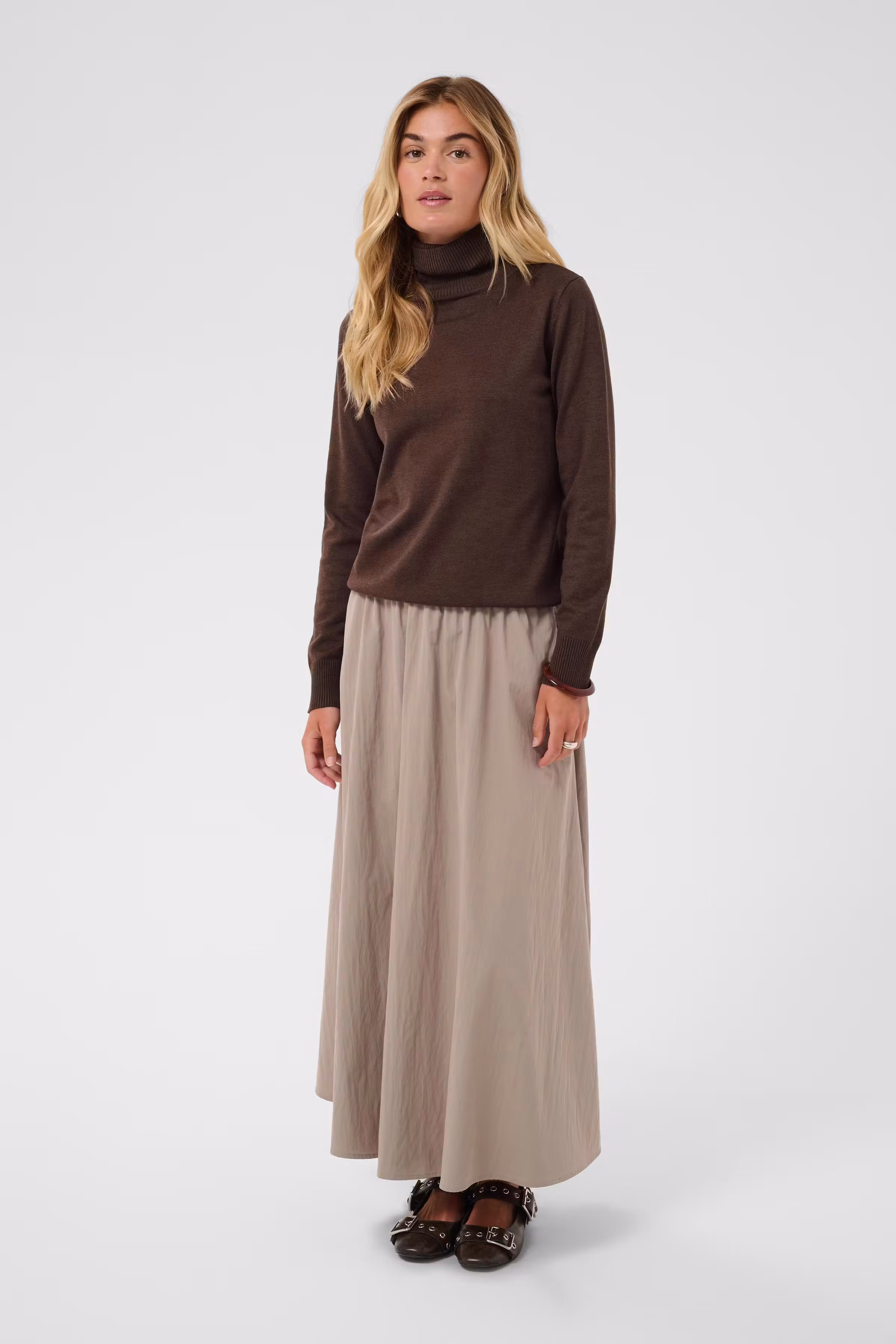 MilaSZ Rollneck Pullover LOOKBOOK FRONT 30500018-1910151