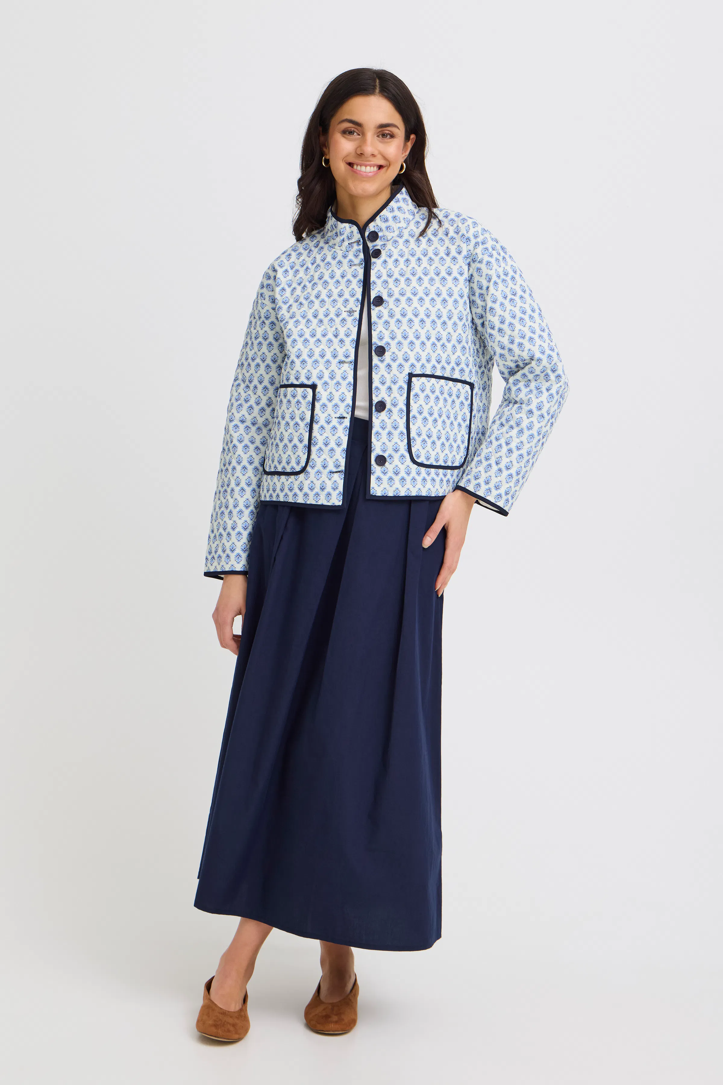 FRCLAUDINE Casual jakke LOOKBOOK FRONT 20617085-900009530