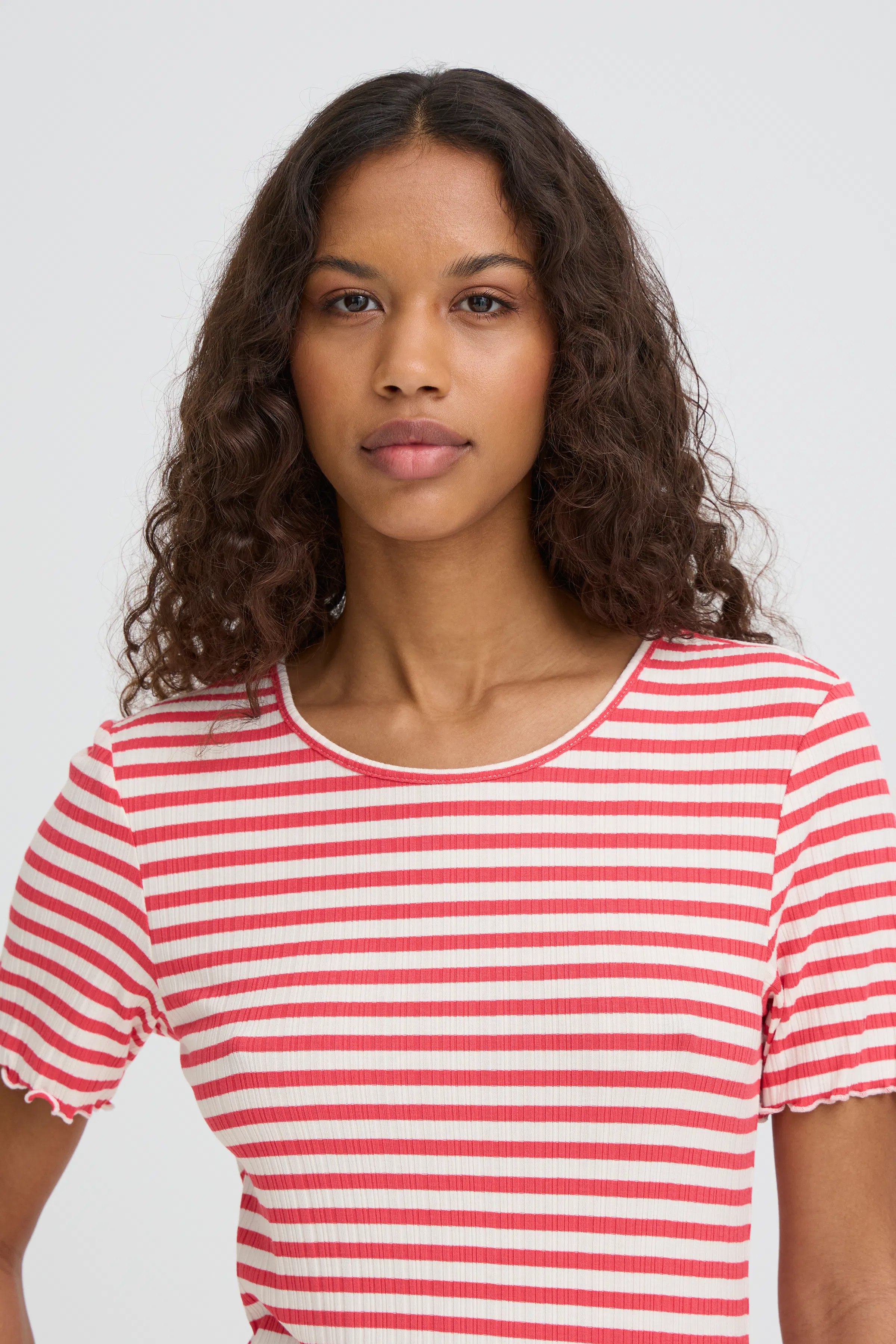 IHCELLA T-shirt LOOKBOOK DETAIL 20122818-900004888