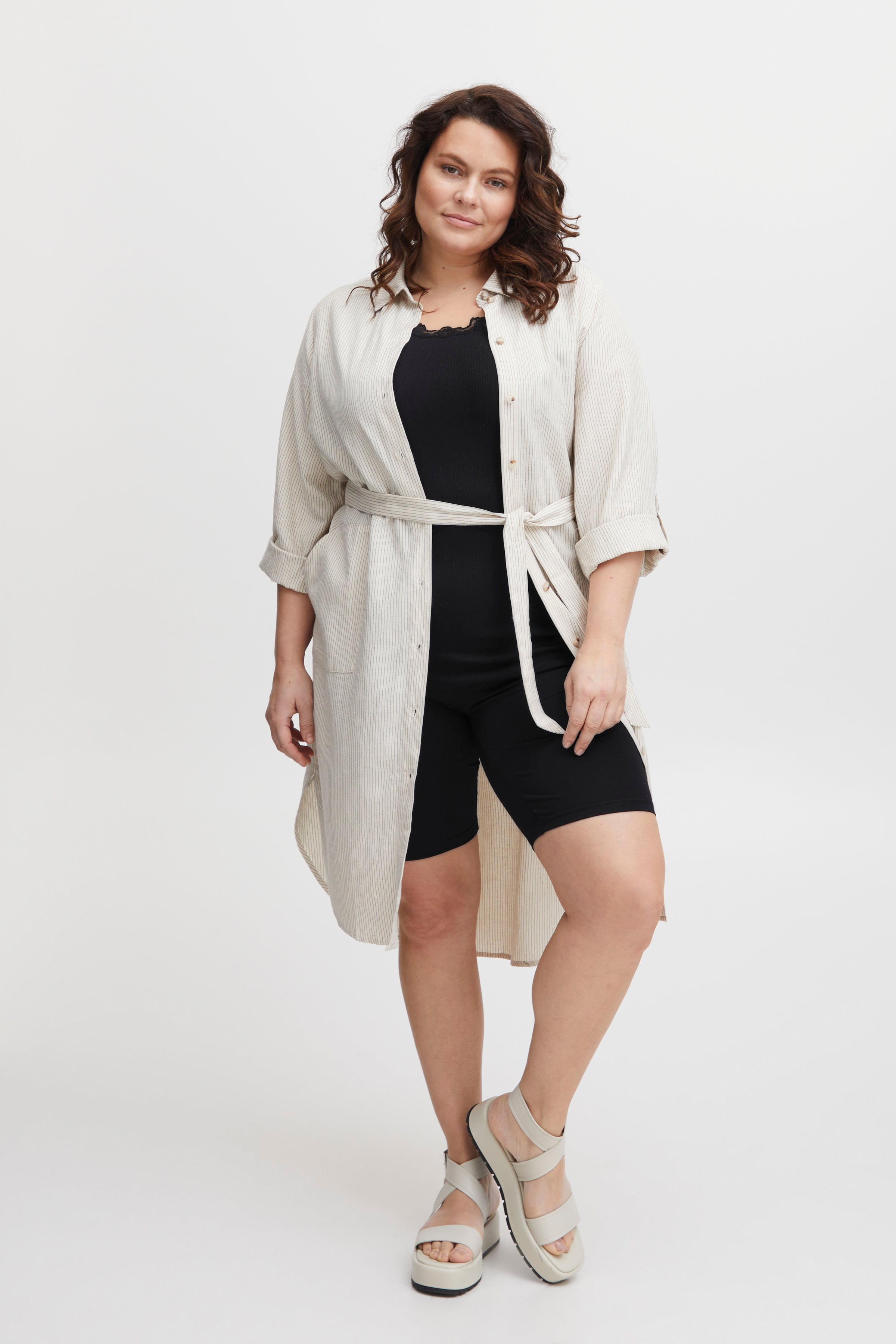 Shorts LOOKBOOK FRONT 20612214-200113