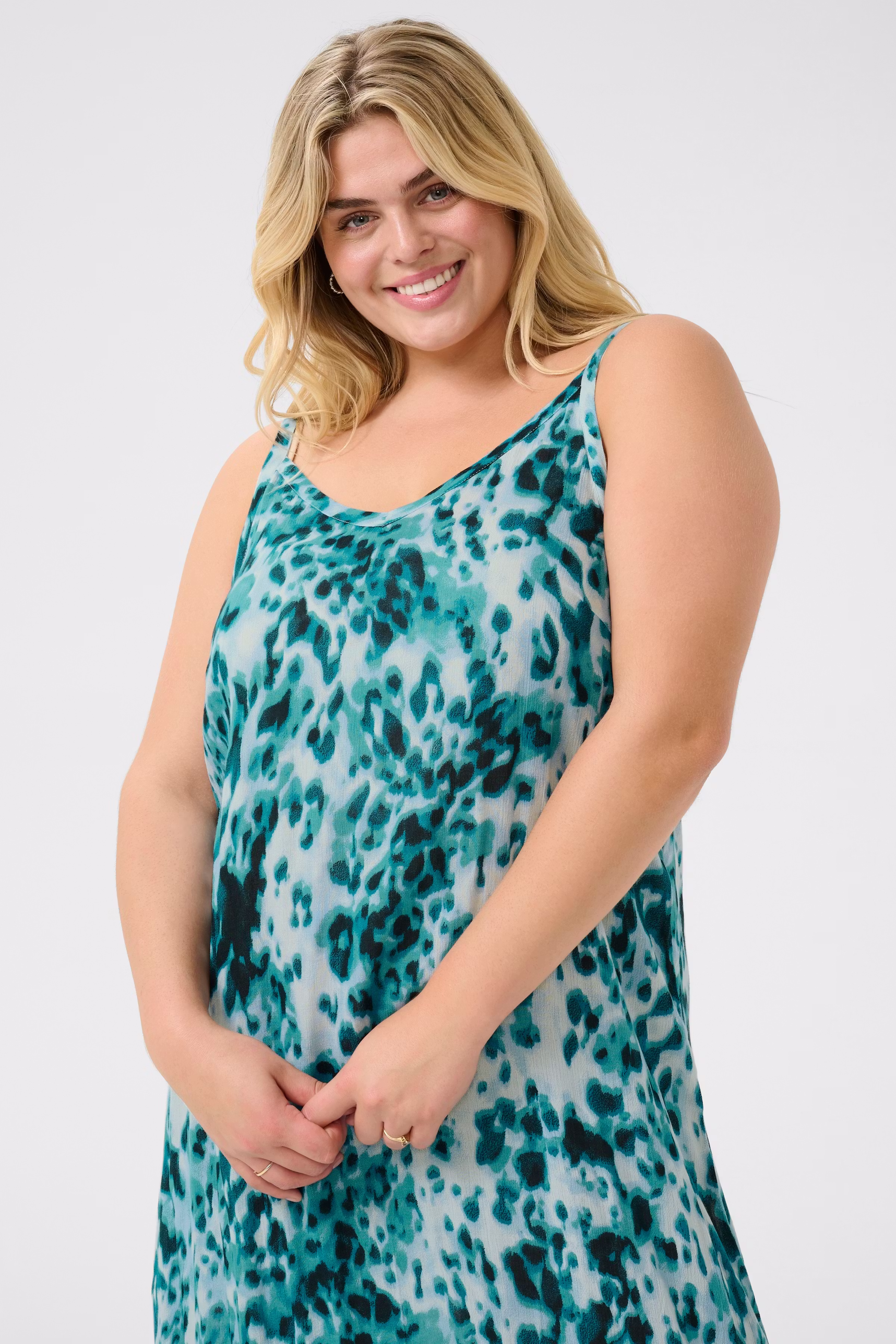 KCjulia Leopard Dress LOOKBOOK DETAIL 10583289-107662