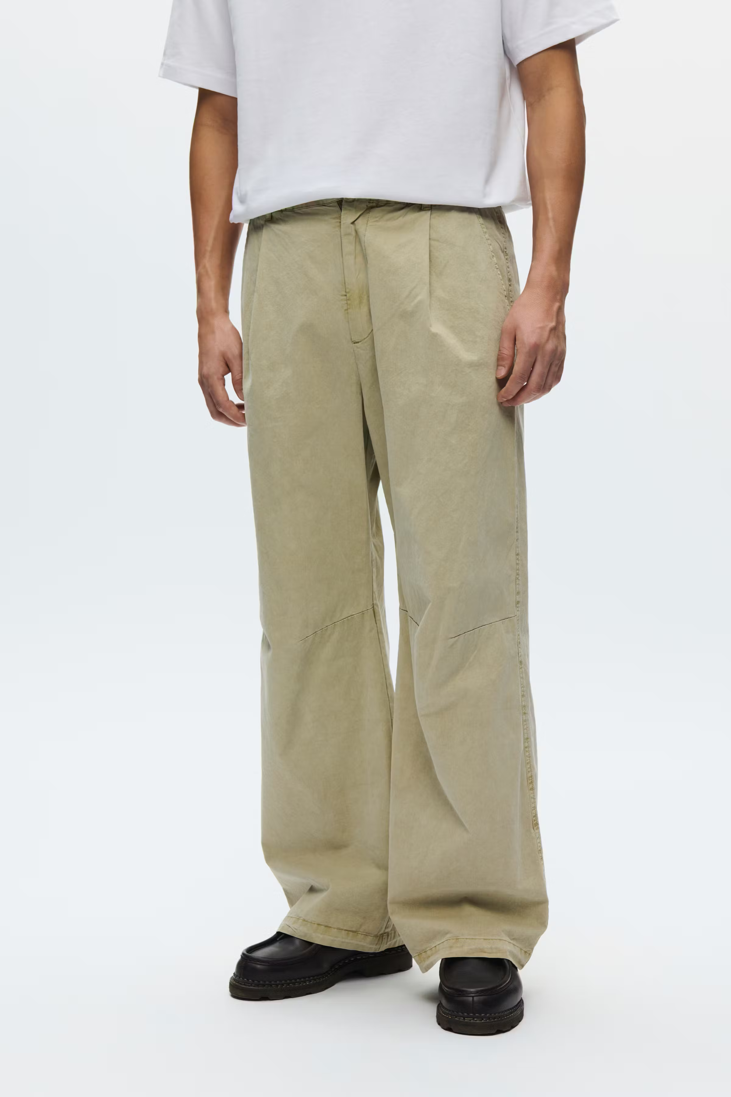 WWEthan Hose LOOKBOOK FRONT 30251478-171107