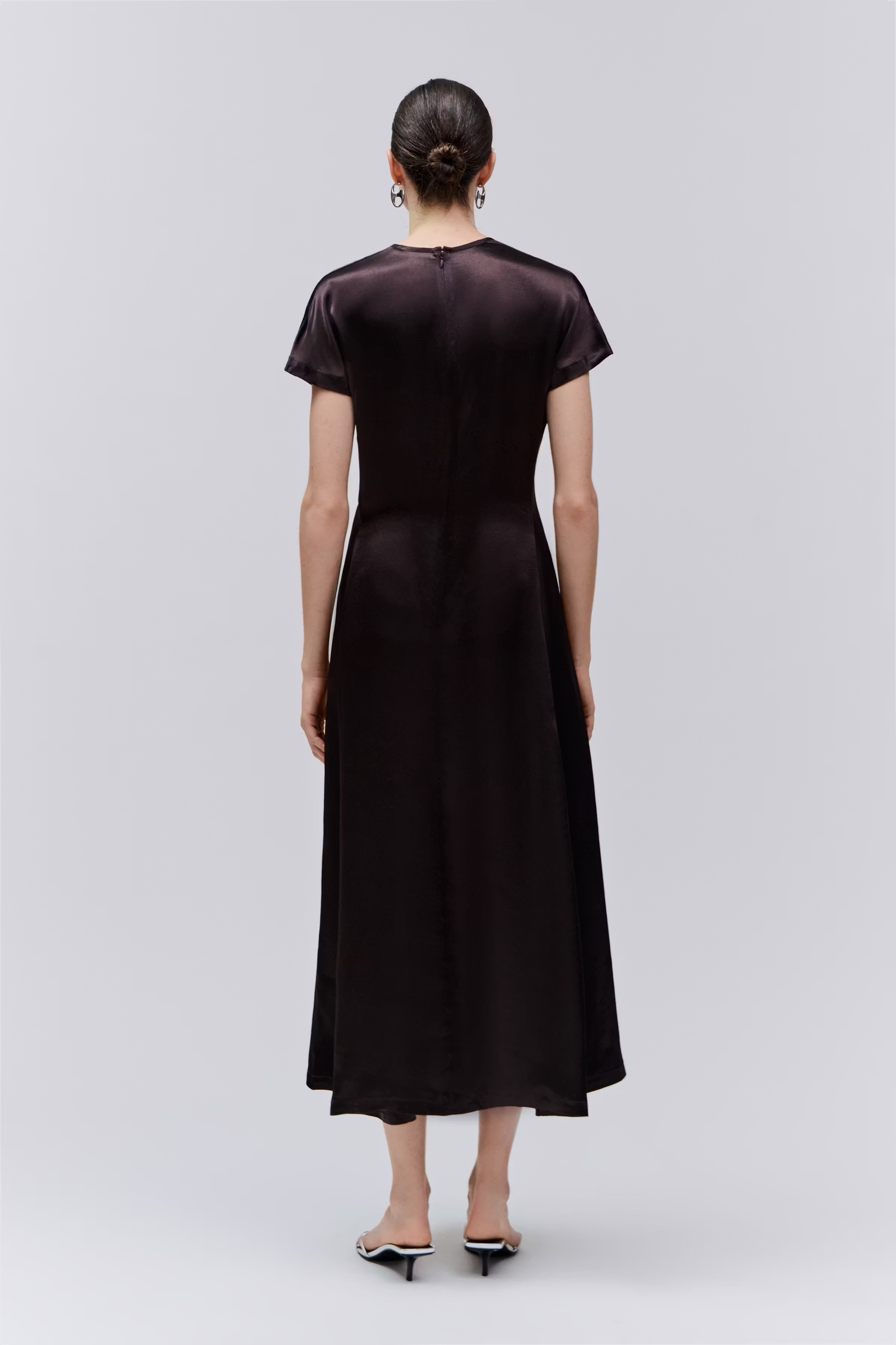 ONDYNE Kleid LOOKBOOK BACK 30600672-BR198