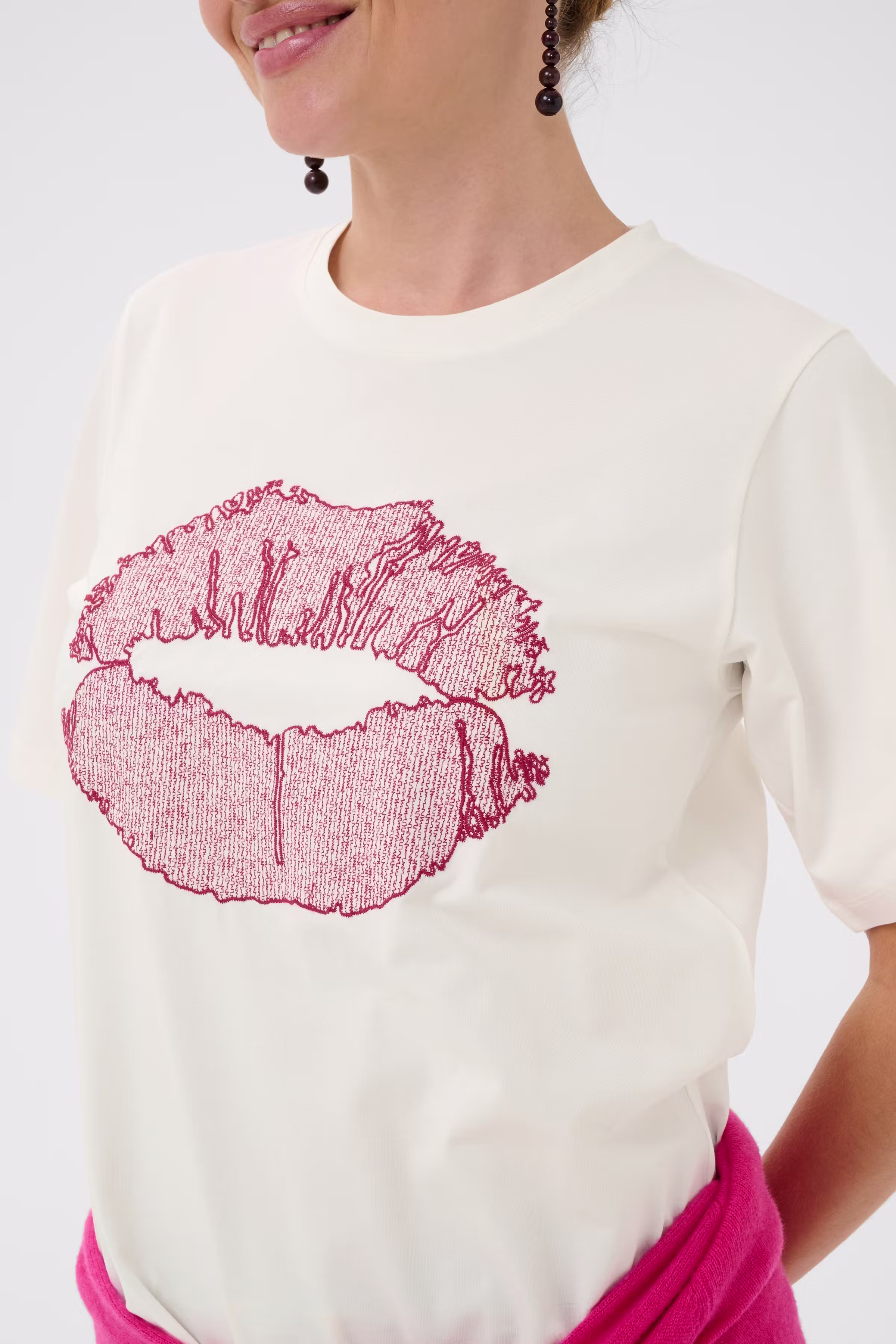 CUemba T-shirt LOOKBOOK DETAIL 50113286-500013