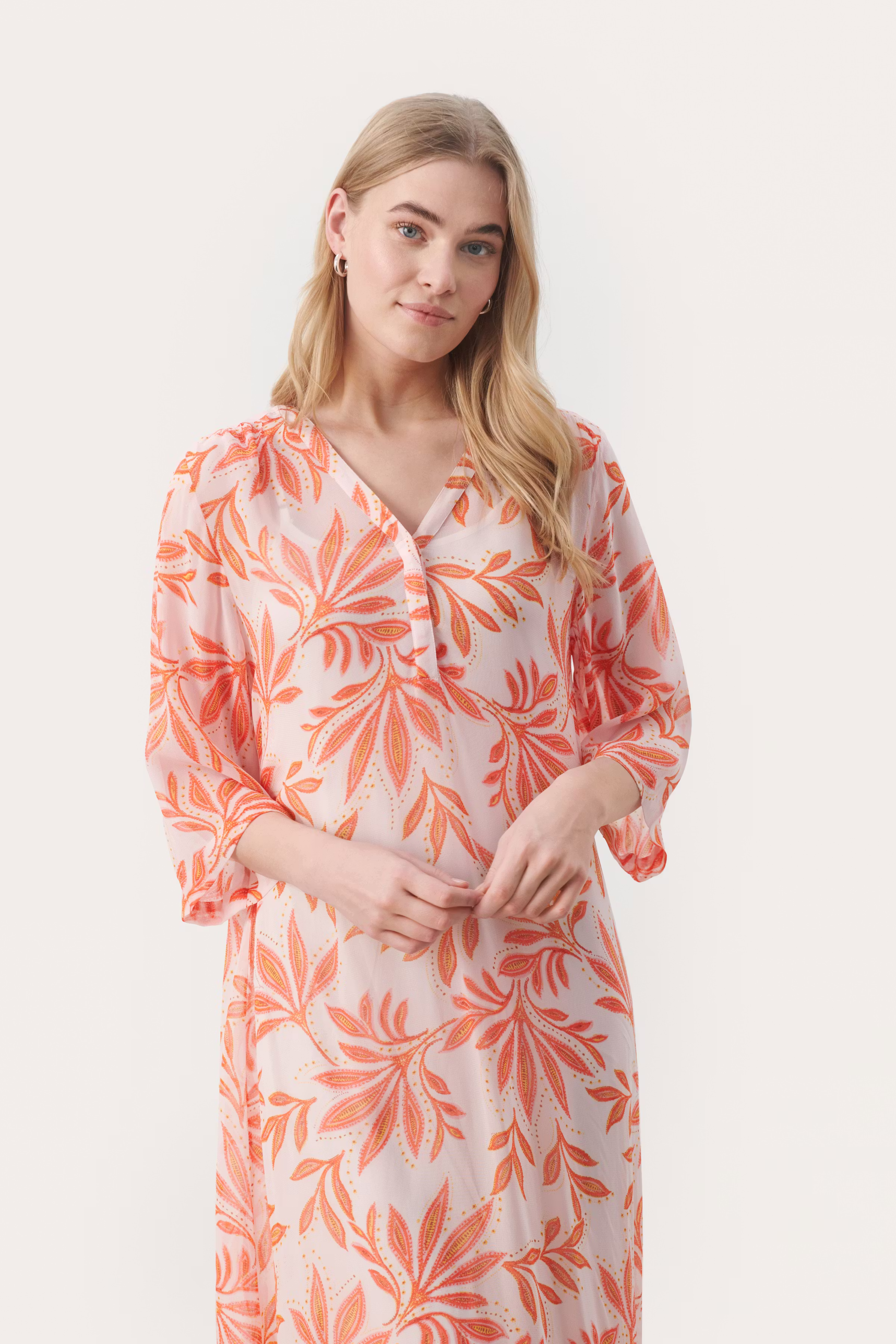 BeritPW Lang kjole LOOKBOOK FRONT 30307831-302957