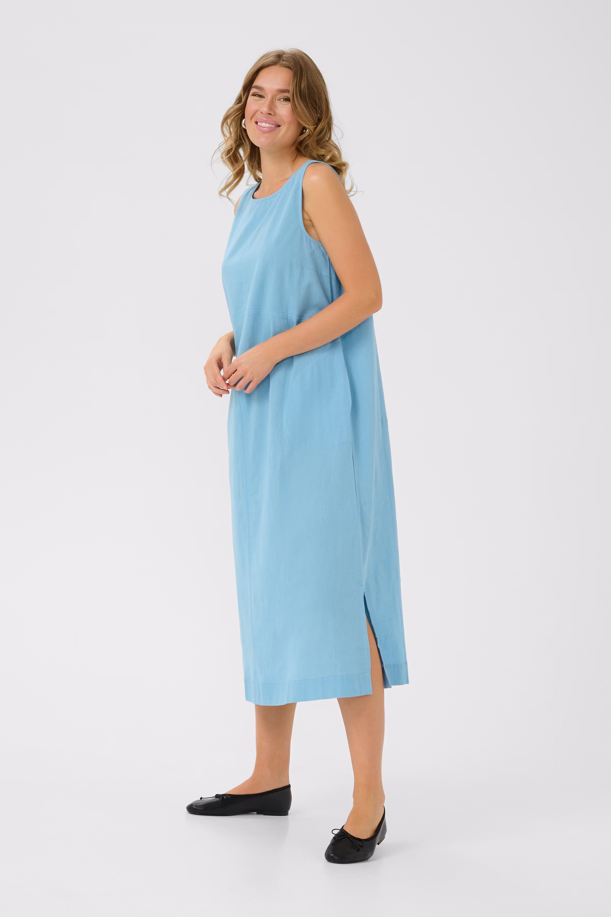 BPelly Kleid LOOKBOOK FRONT 10590924-164127B