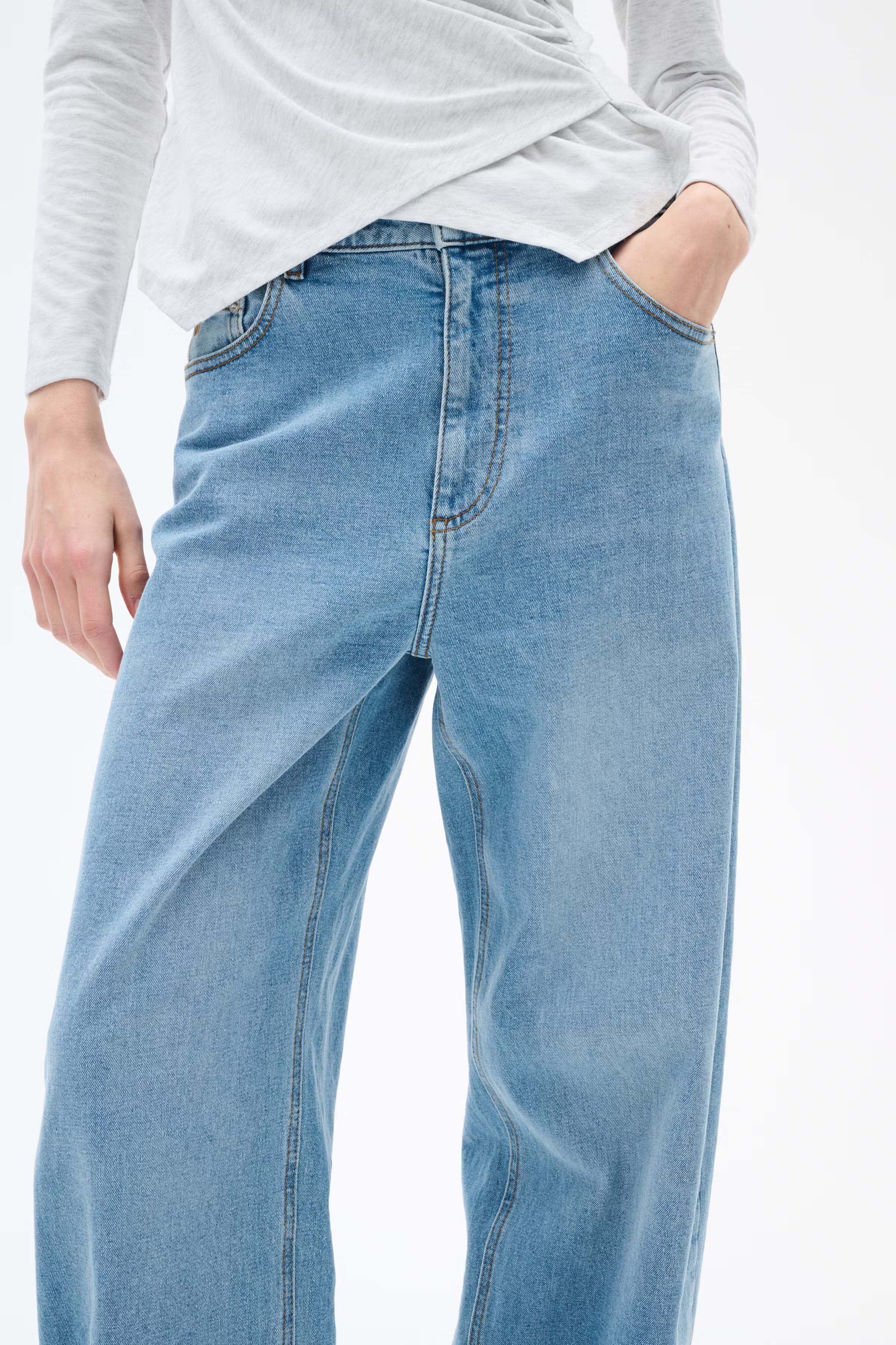 PheifferIW Barrel Jeans LOOKBOOK FRONT 30109169-303499