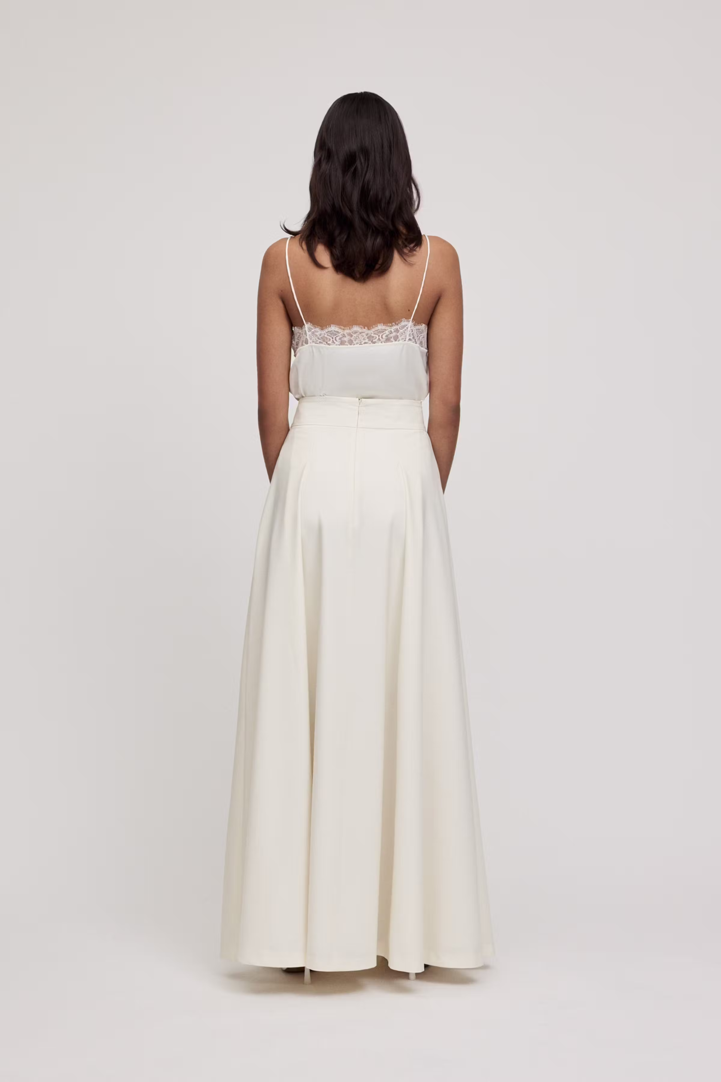 IO SUSANNA ROCK LOOKBOOK BACK 30600648-WH010