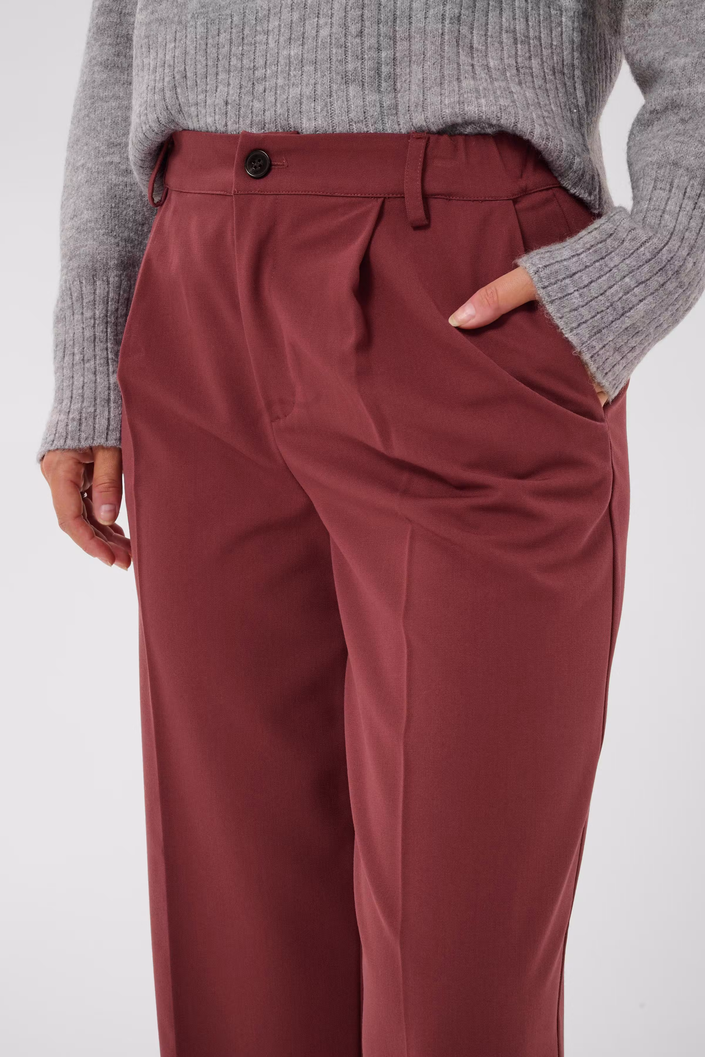KAsakura Trousers LOOKBOOK DETAIL 10512237-191525