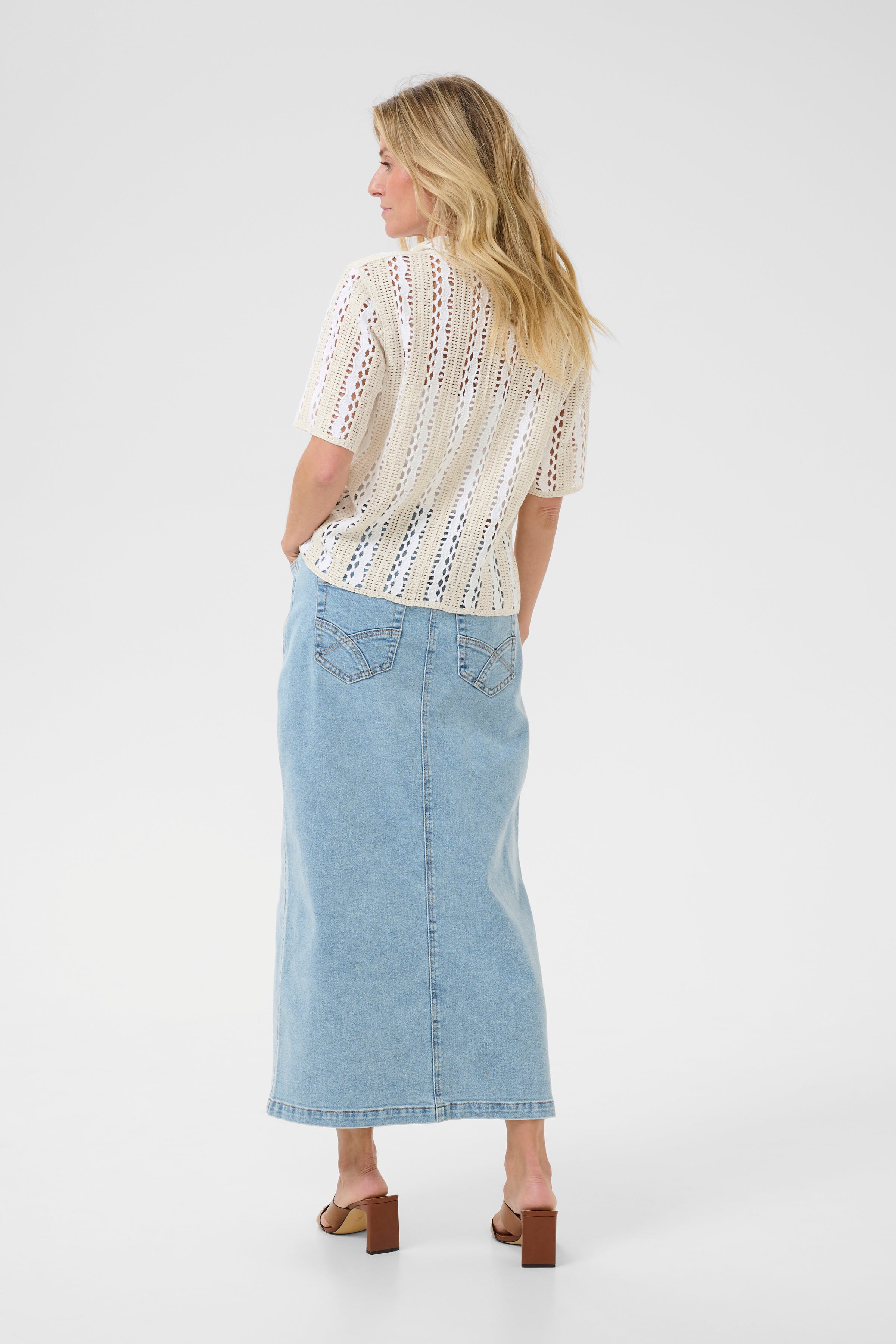 CRHoney Cardigan LOOKBOOK BACK 10613714-107613