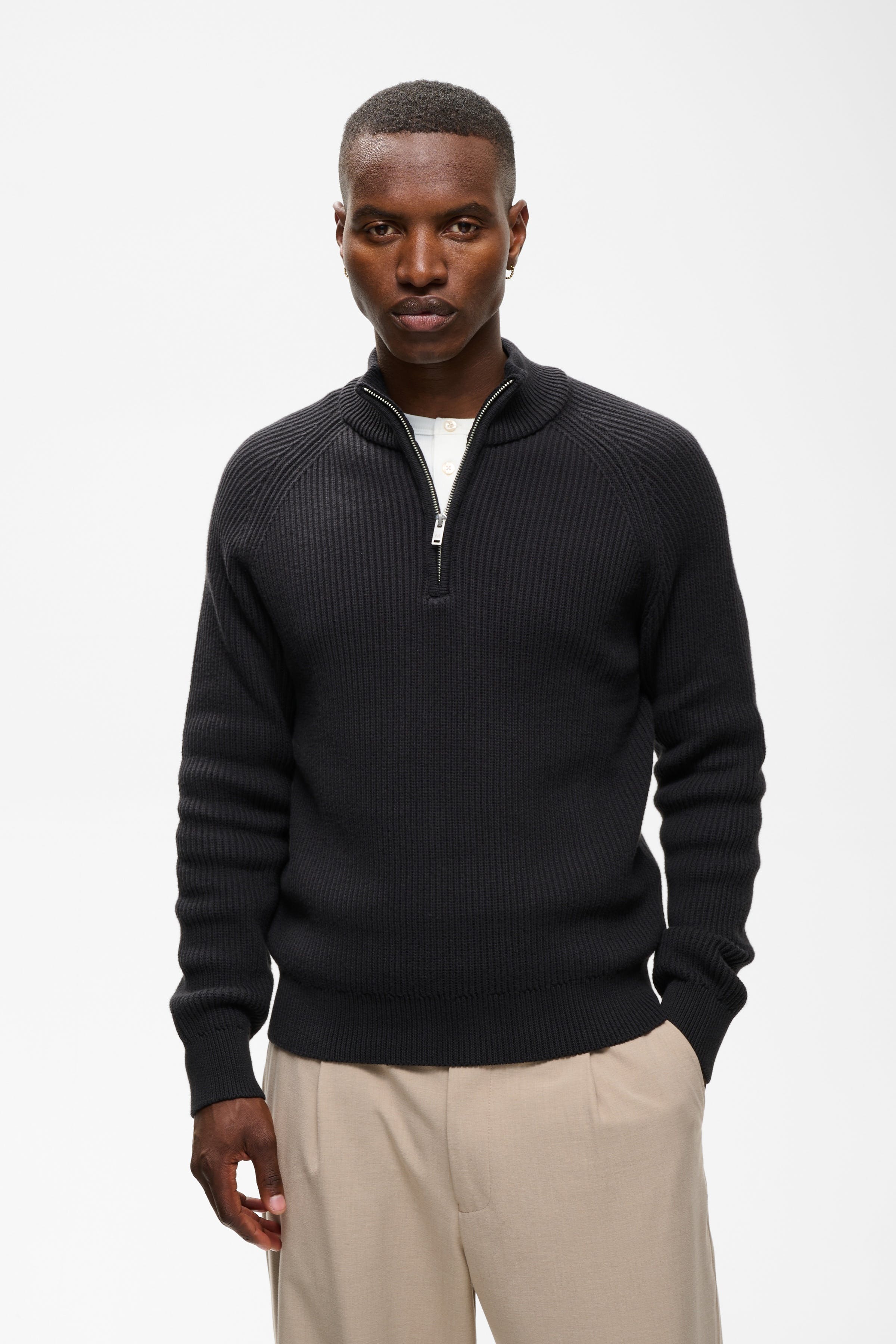 MAhellson Pullover LOOKBOOK FRONT 30209400-300275