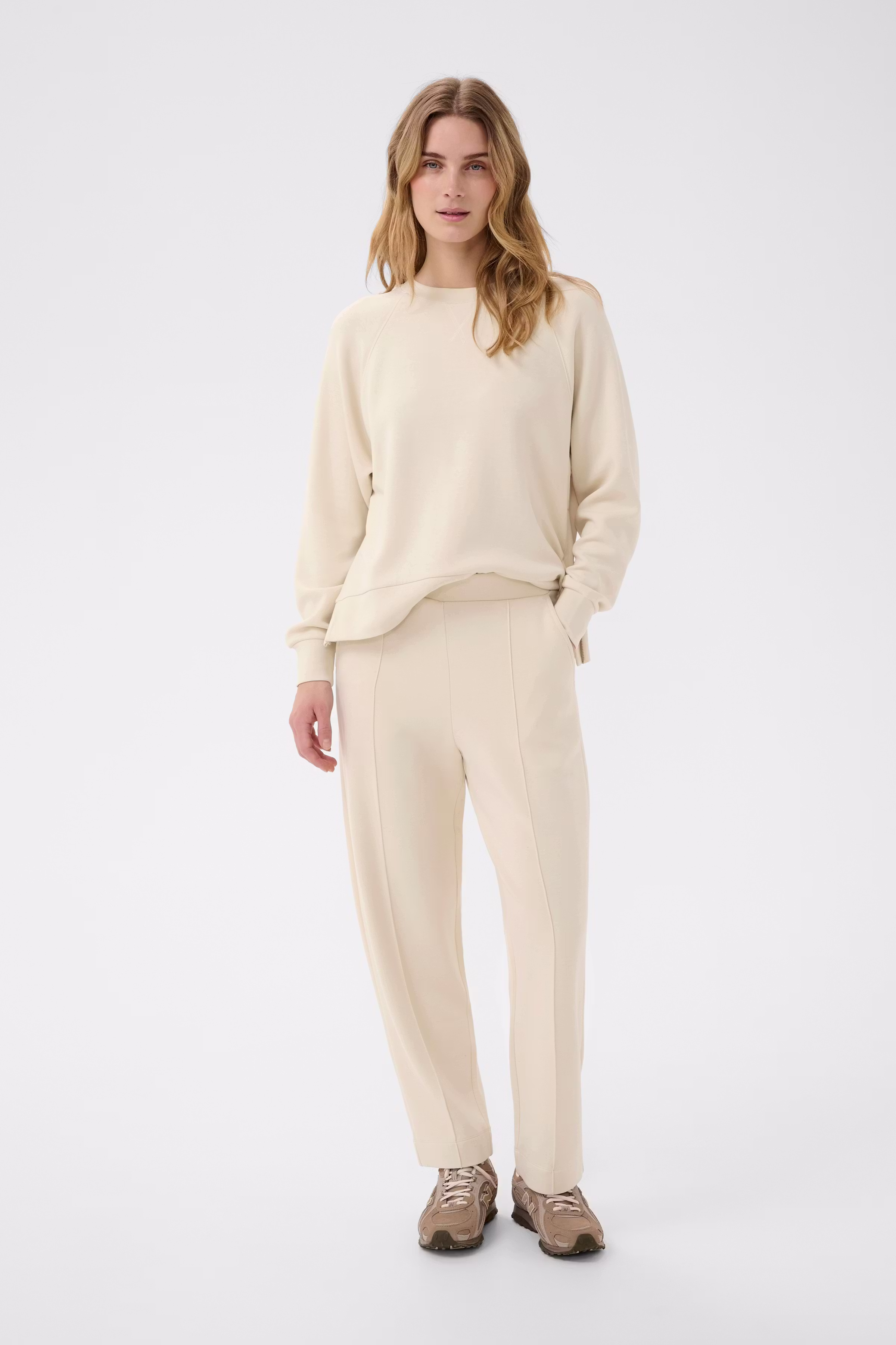 ZenaPW Hose LOOKBOOK FRONT 30310294-130401