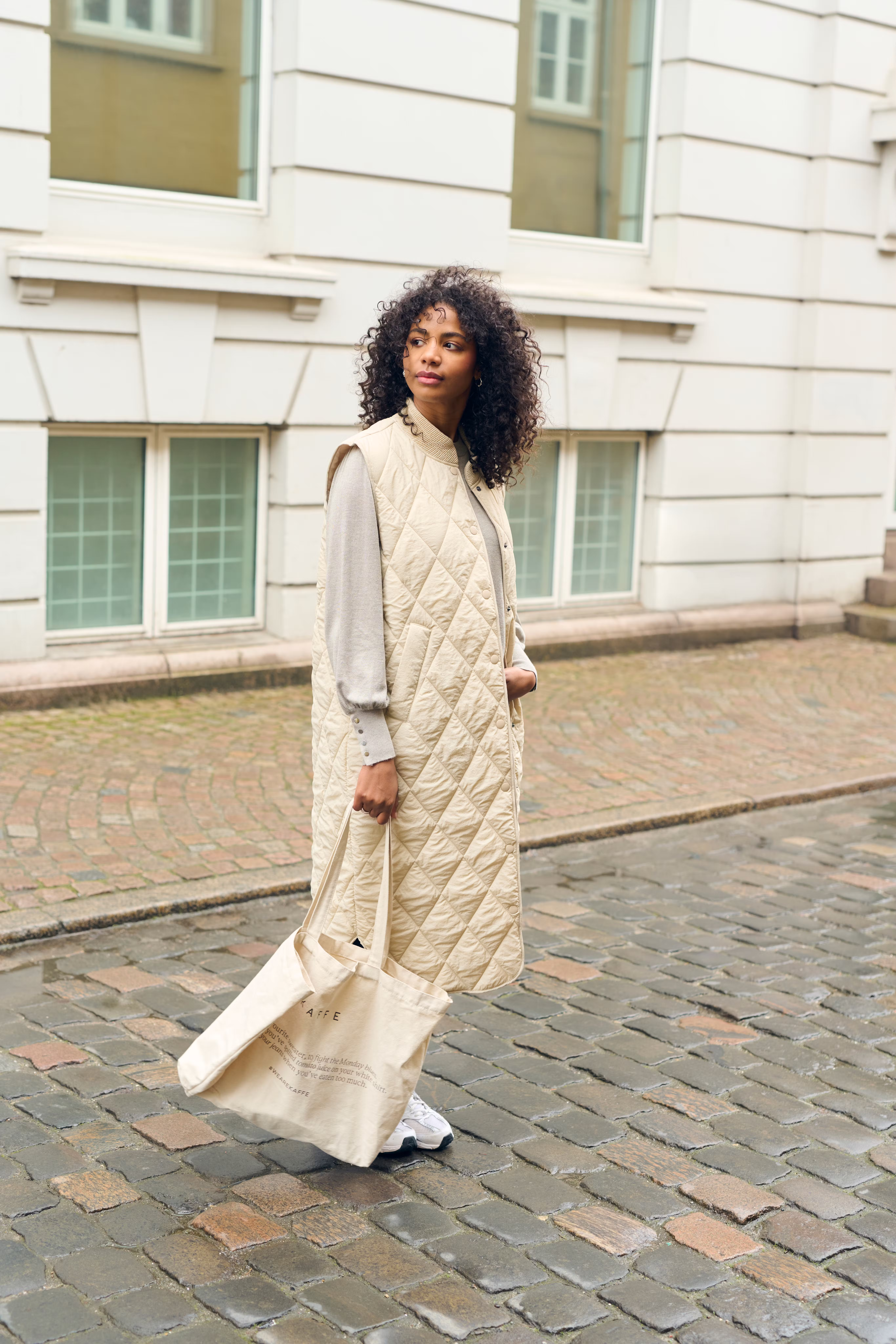 KAlorena Manteau LOCATION NONE 10509475-151305