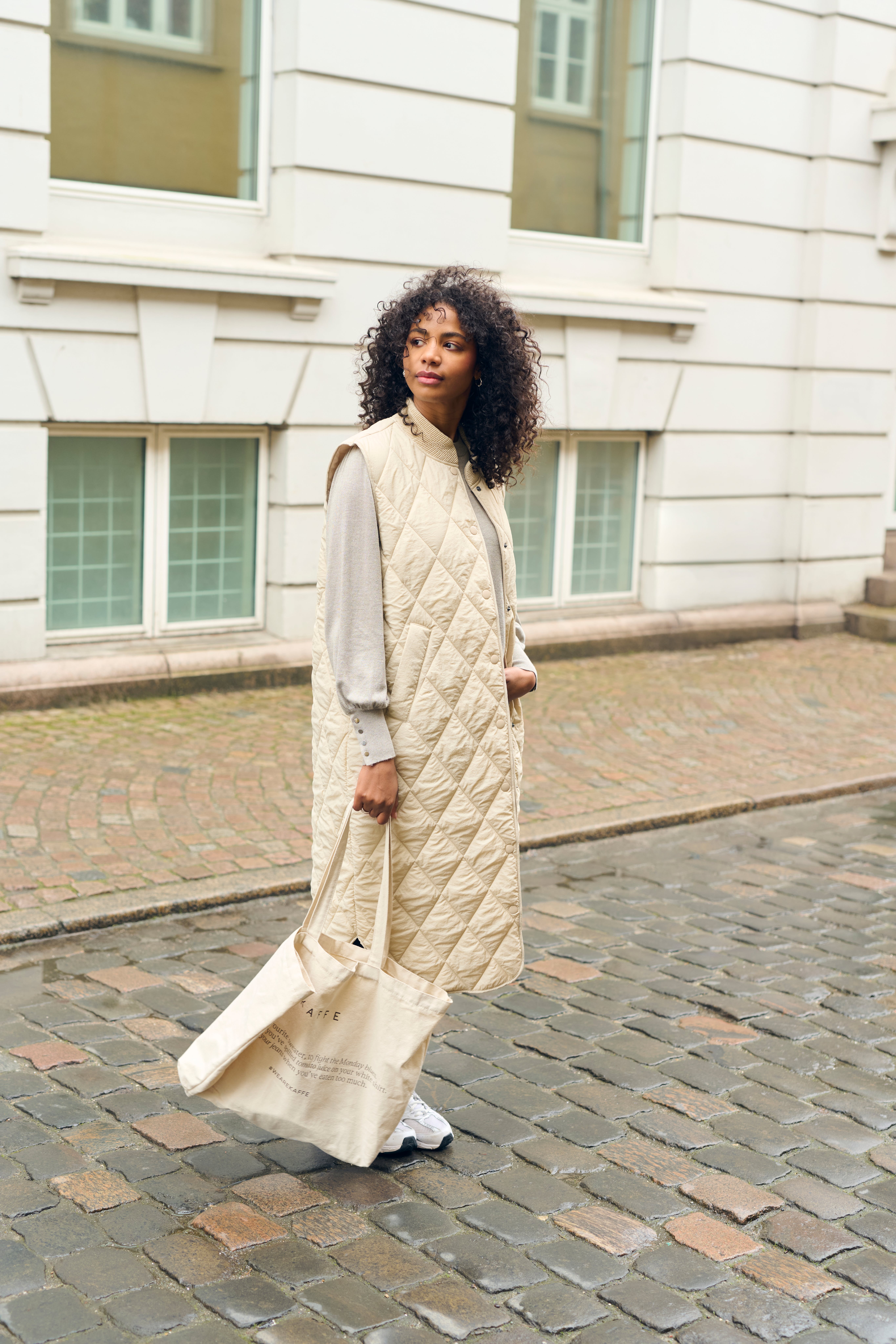 KAlorena Manteau LOCATION NONE 10509475-151305