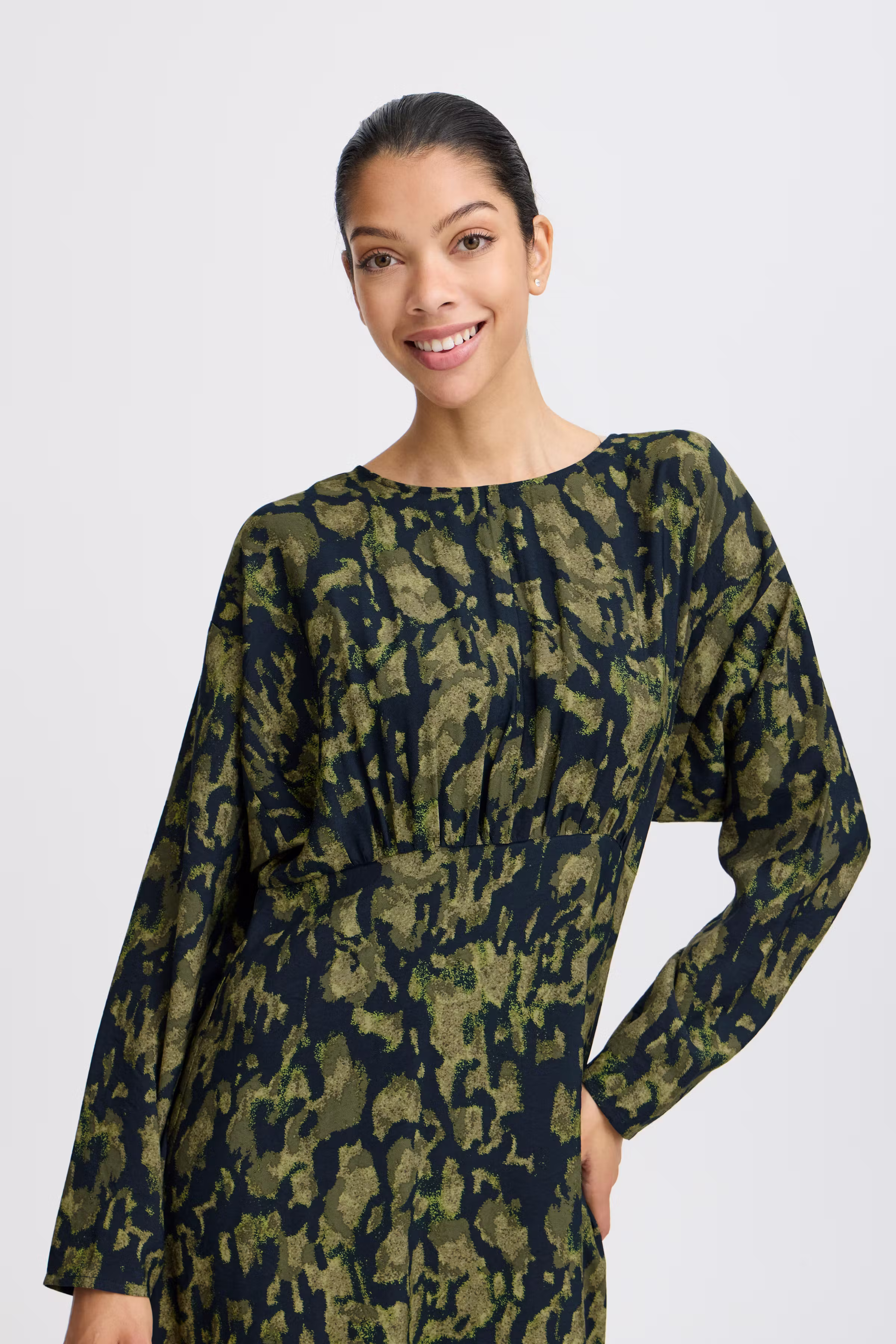 BYHANVA Klänning LOOKBOOK DETAIL 20815596-203690