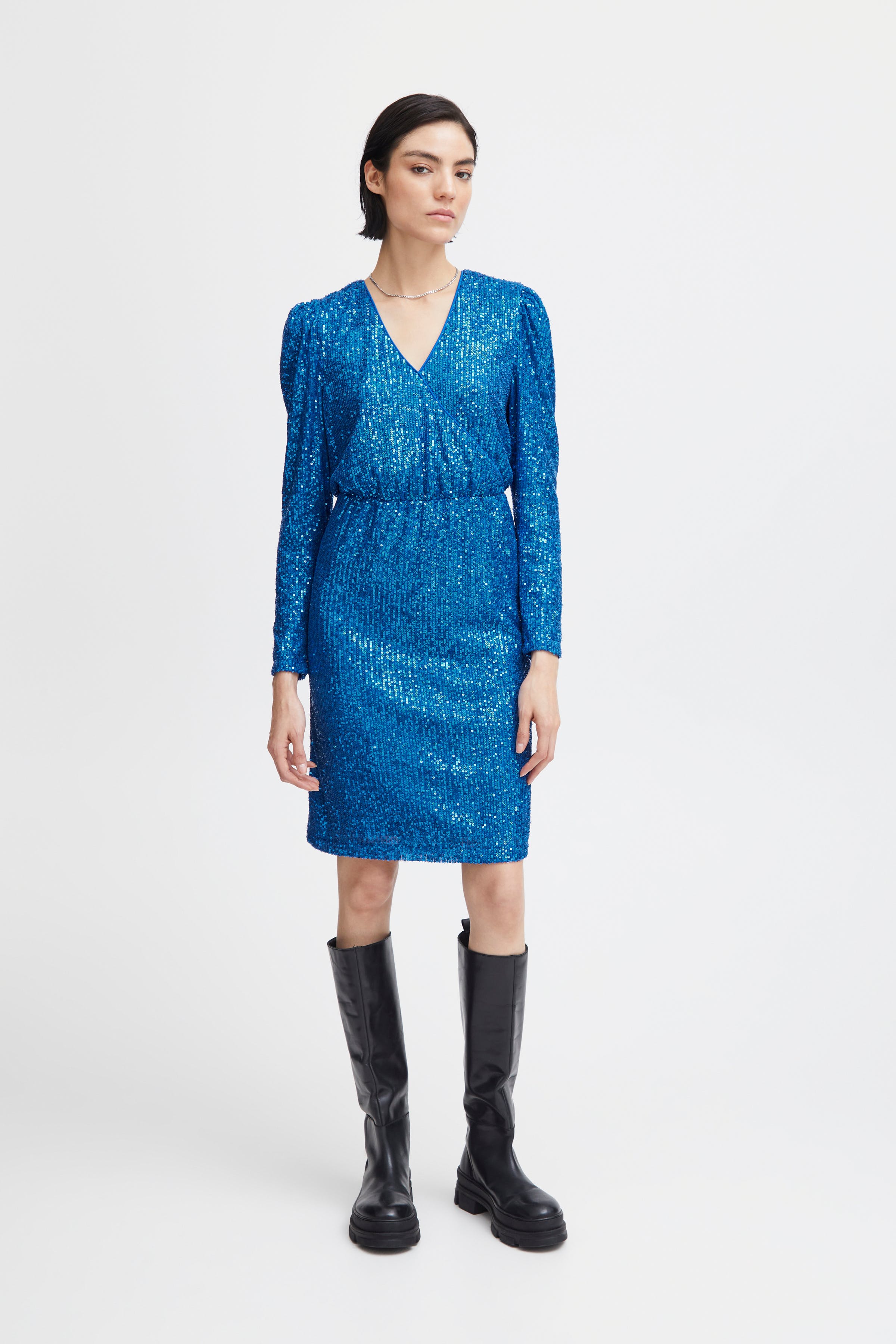 IHFAUCI Kjole LOOKBOOK FRONT 20120060-194045