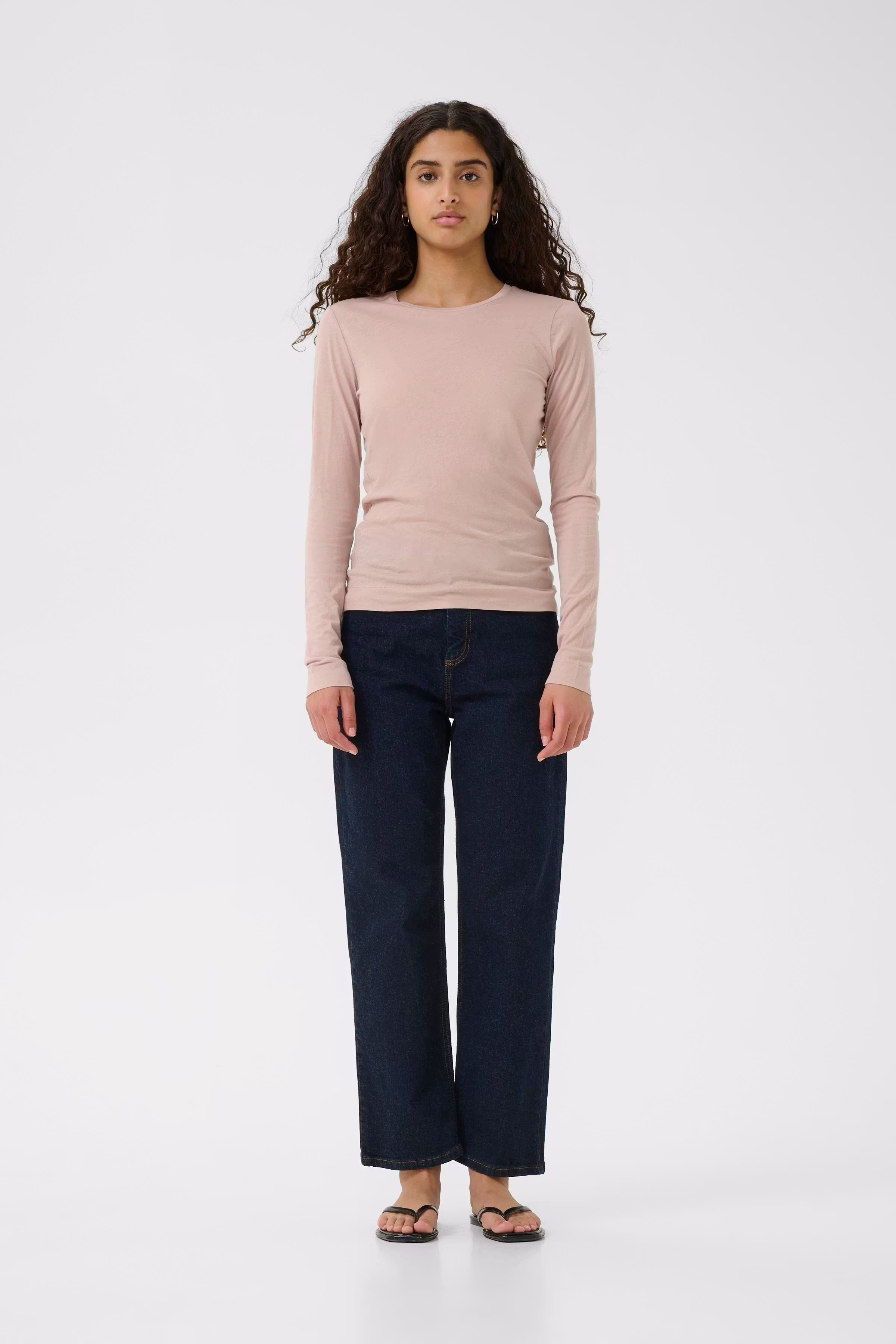 LegendIW Base LS T-shirt LOOKBOOK FRONT 30109349-161509