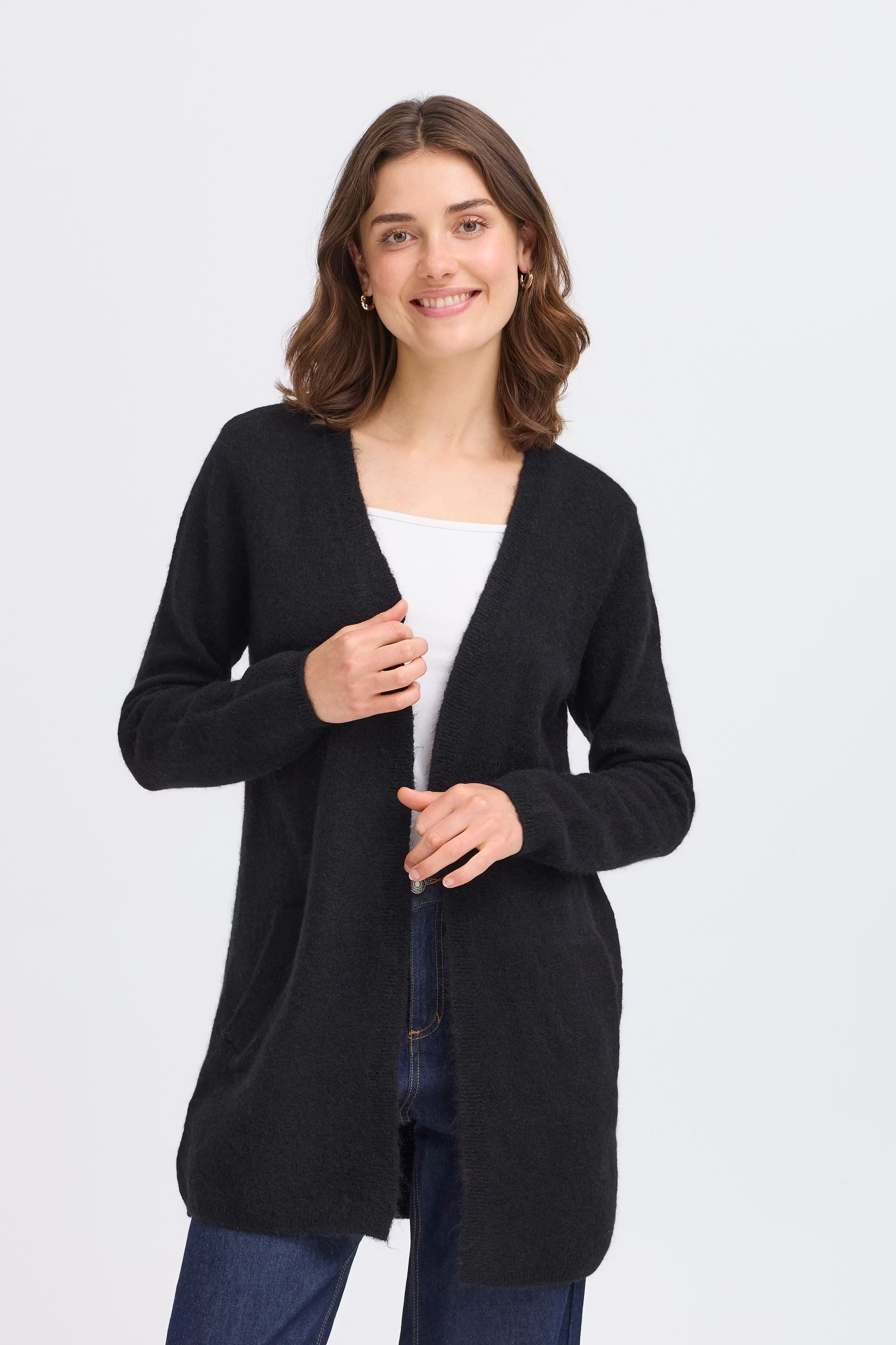 FRSANNY Cardigan LOOKBOOK FRONT 20617060-194008