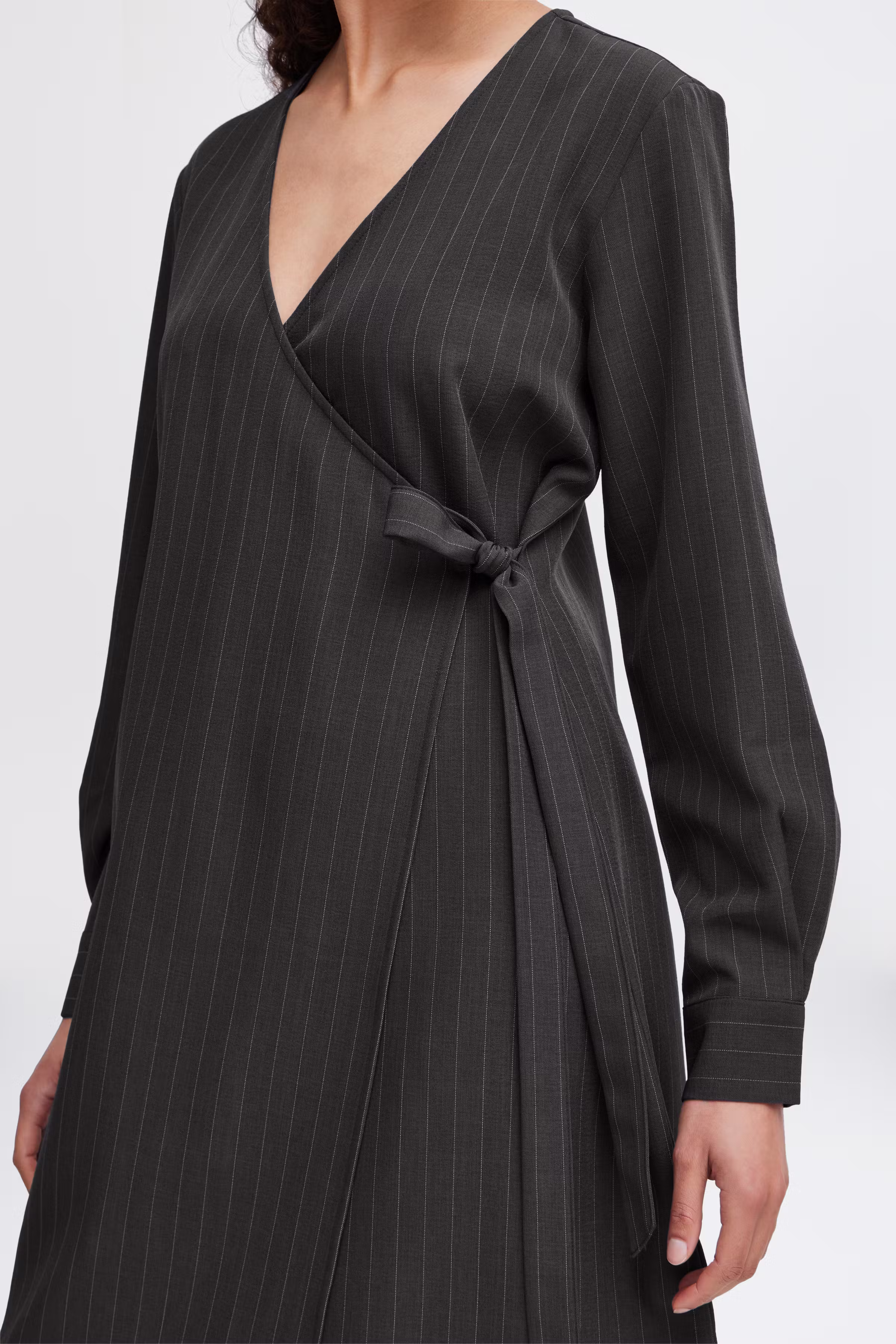 BYMMIDDE Kleid LOOKBOOK DETAIL 20815674-203922