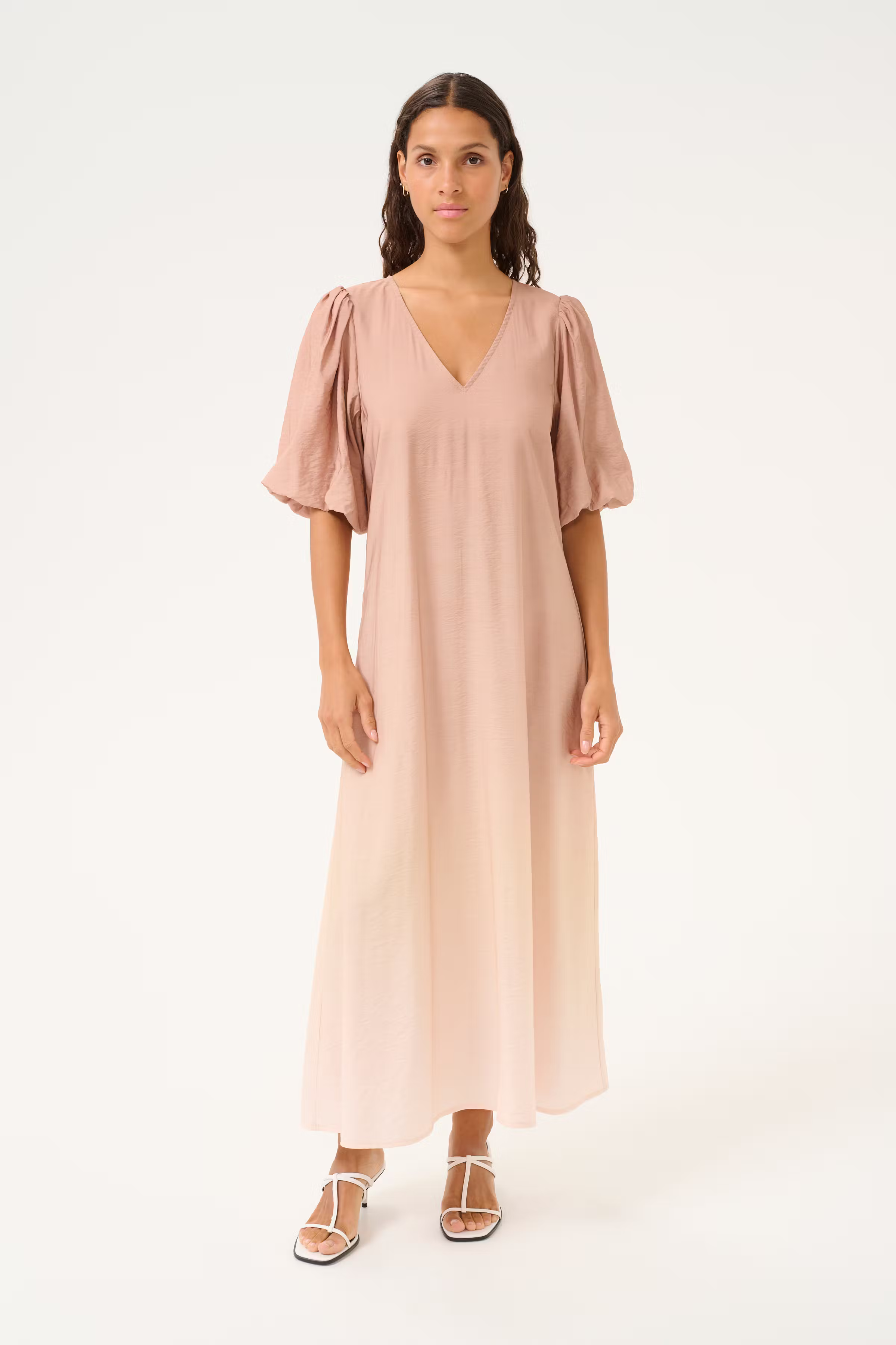 KBVinnie Dress LOOKBOOK FRONT 10105469-107551