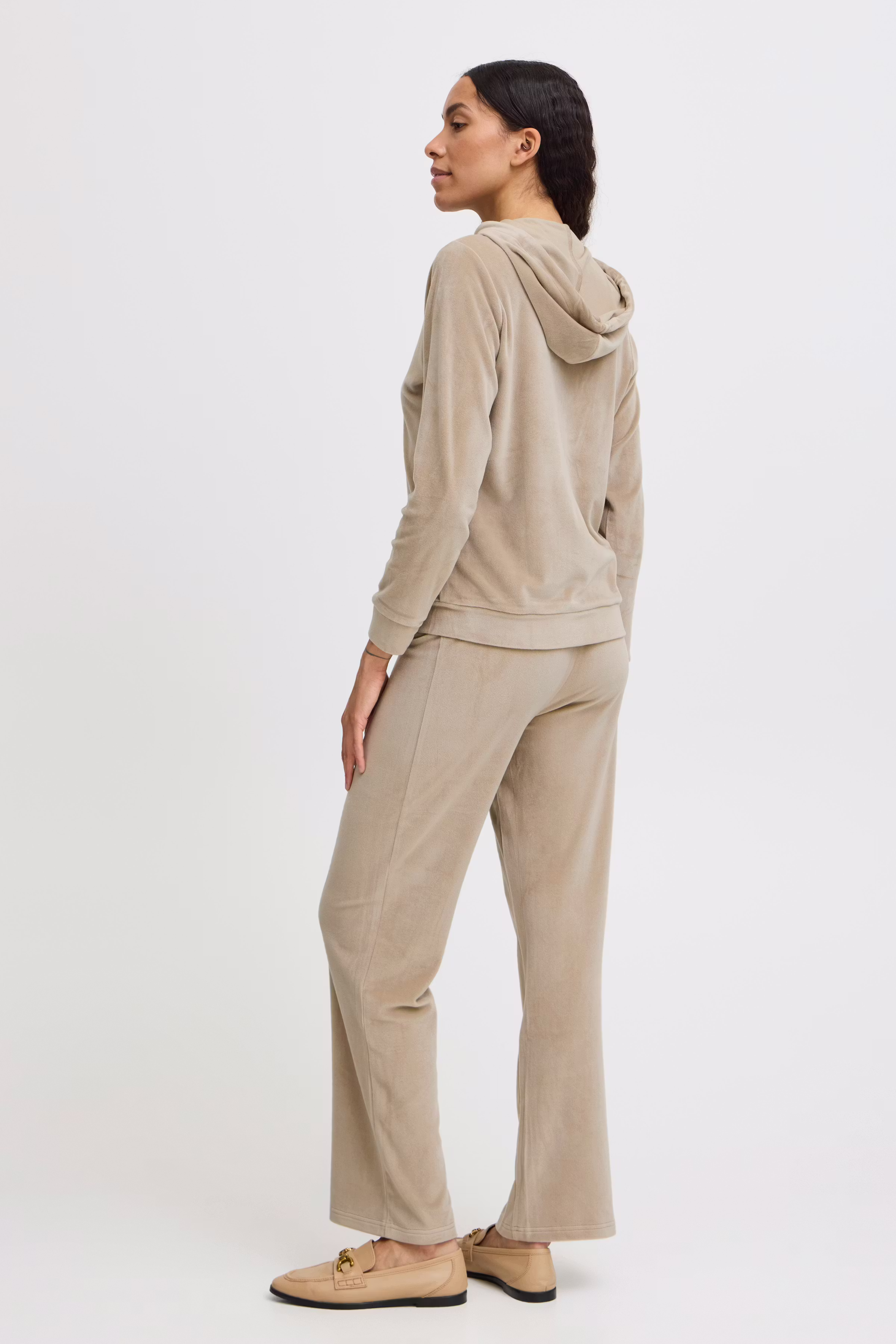 BYMITZA Joggedrakt LOOKBOOK BACK 20810786-171105