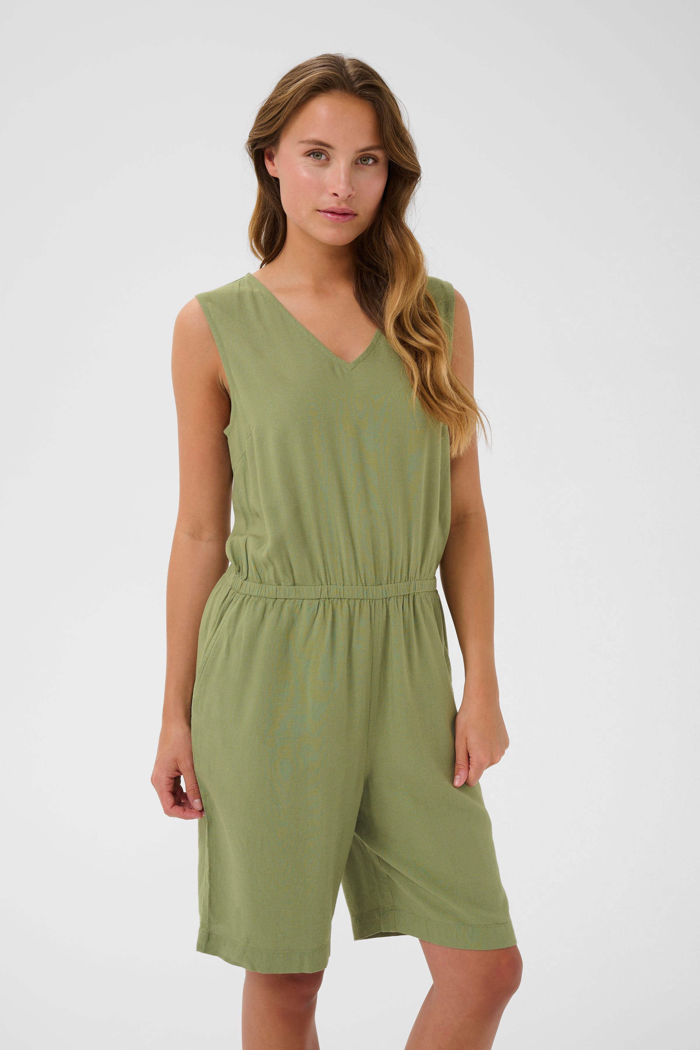 KAmilia Lin Jumpsuit LOOKBOOK FRONT 10510420-170115