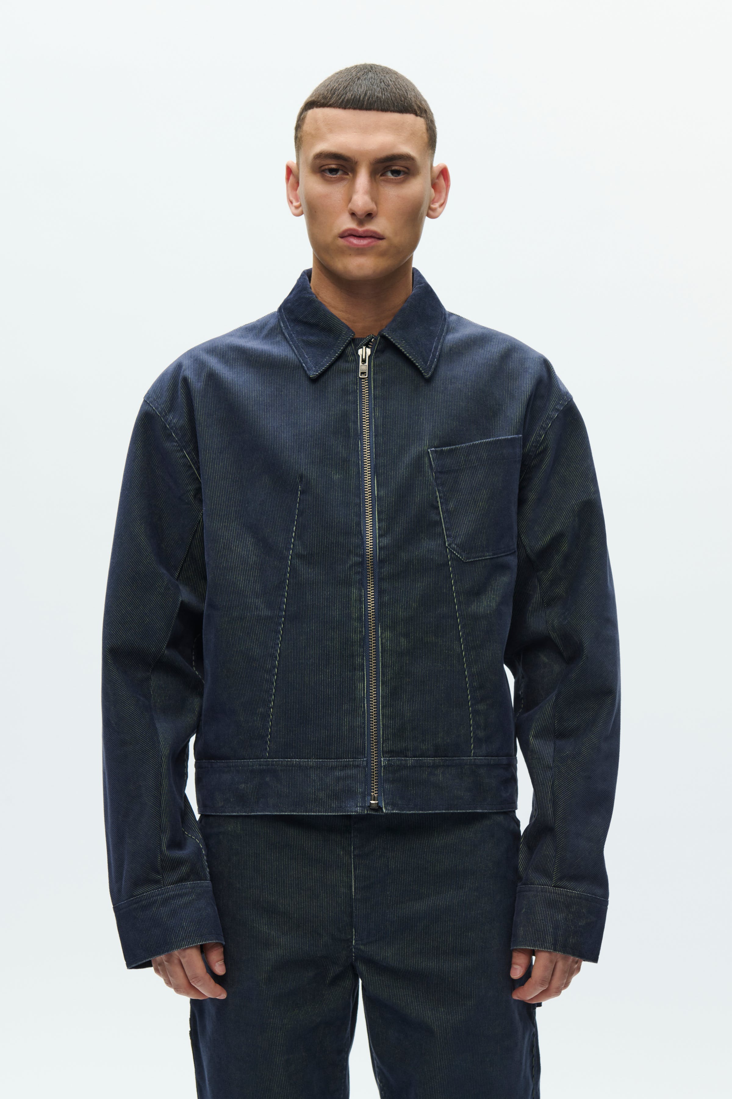 WWTwisted LOOKBOOK FRONT 30250384-W8228