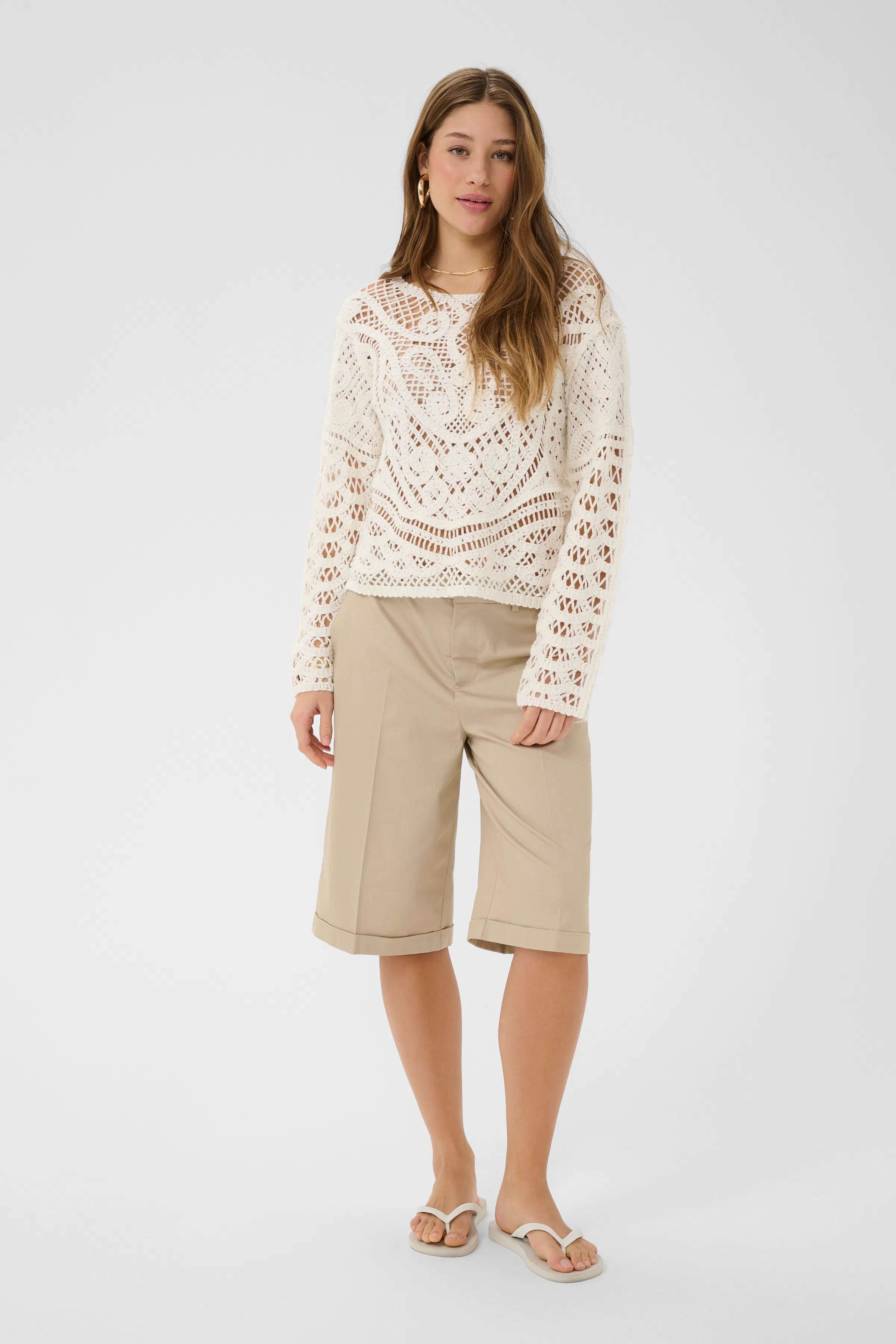 CRElly Pullover LOOKBOOK FRONT 10615094-110602