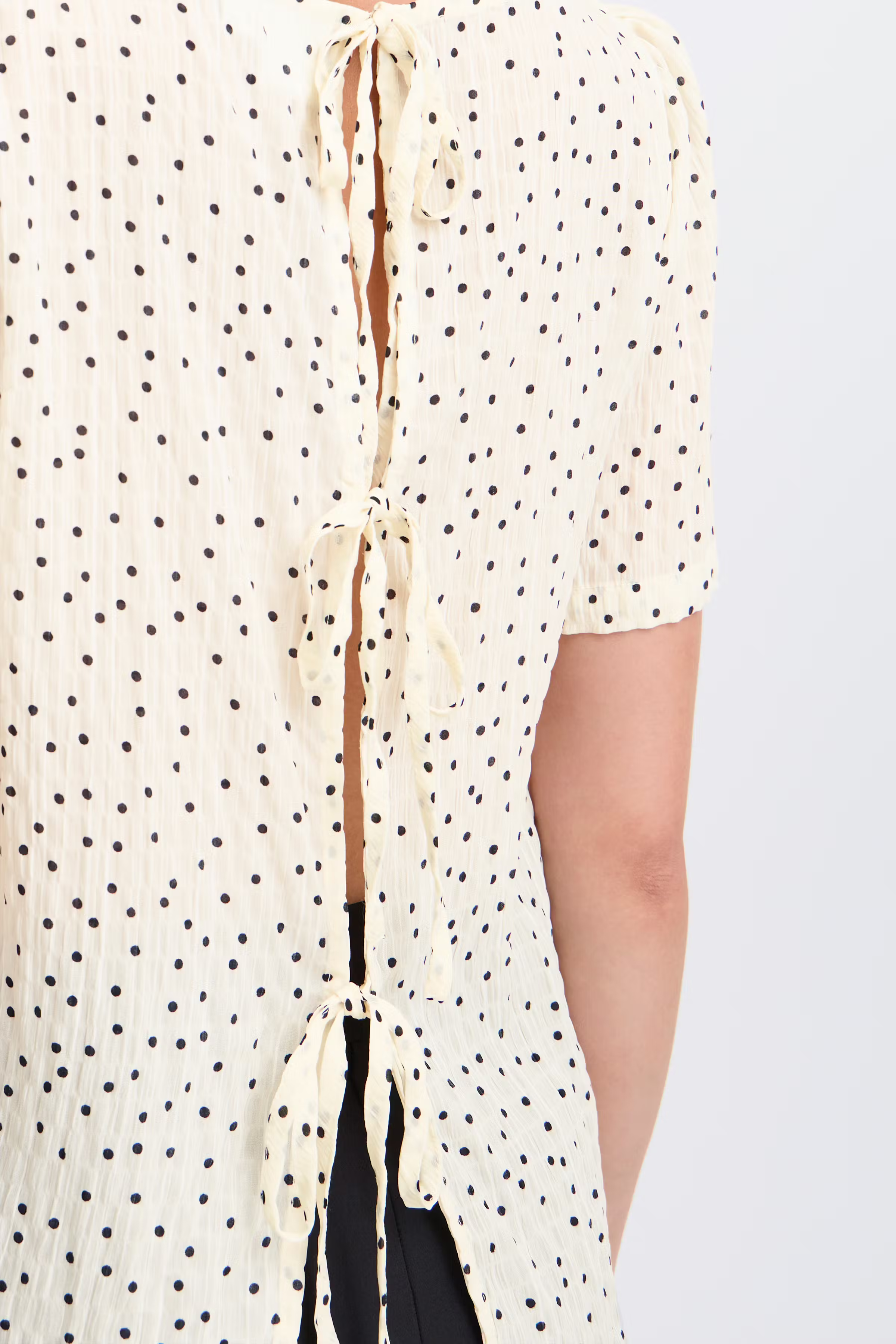IXMONIKKA Blouse LOOKBOOK DETAIL 20123558-124301