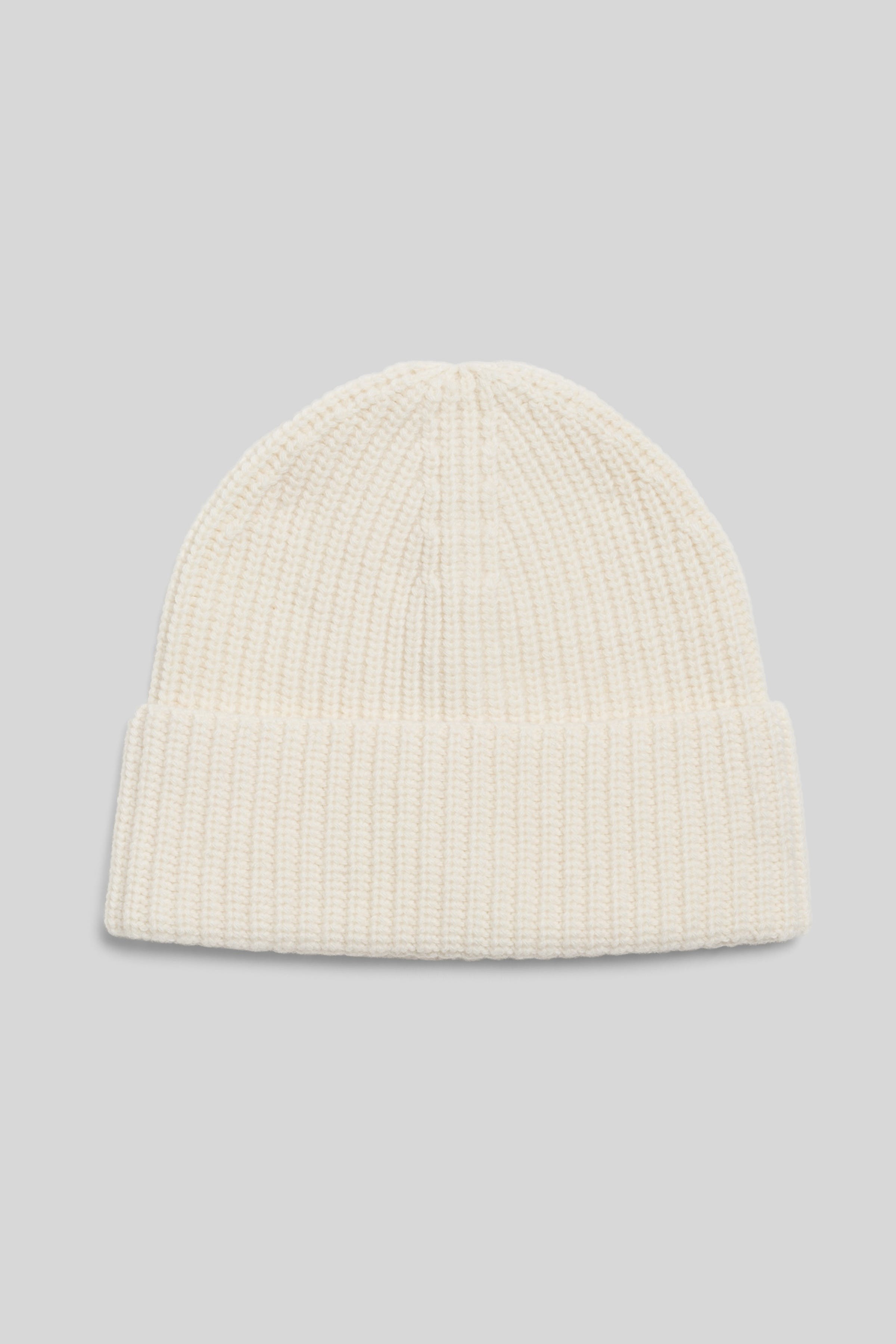AMBER BEANIE PACK FRONT 30600716-BK999