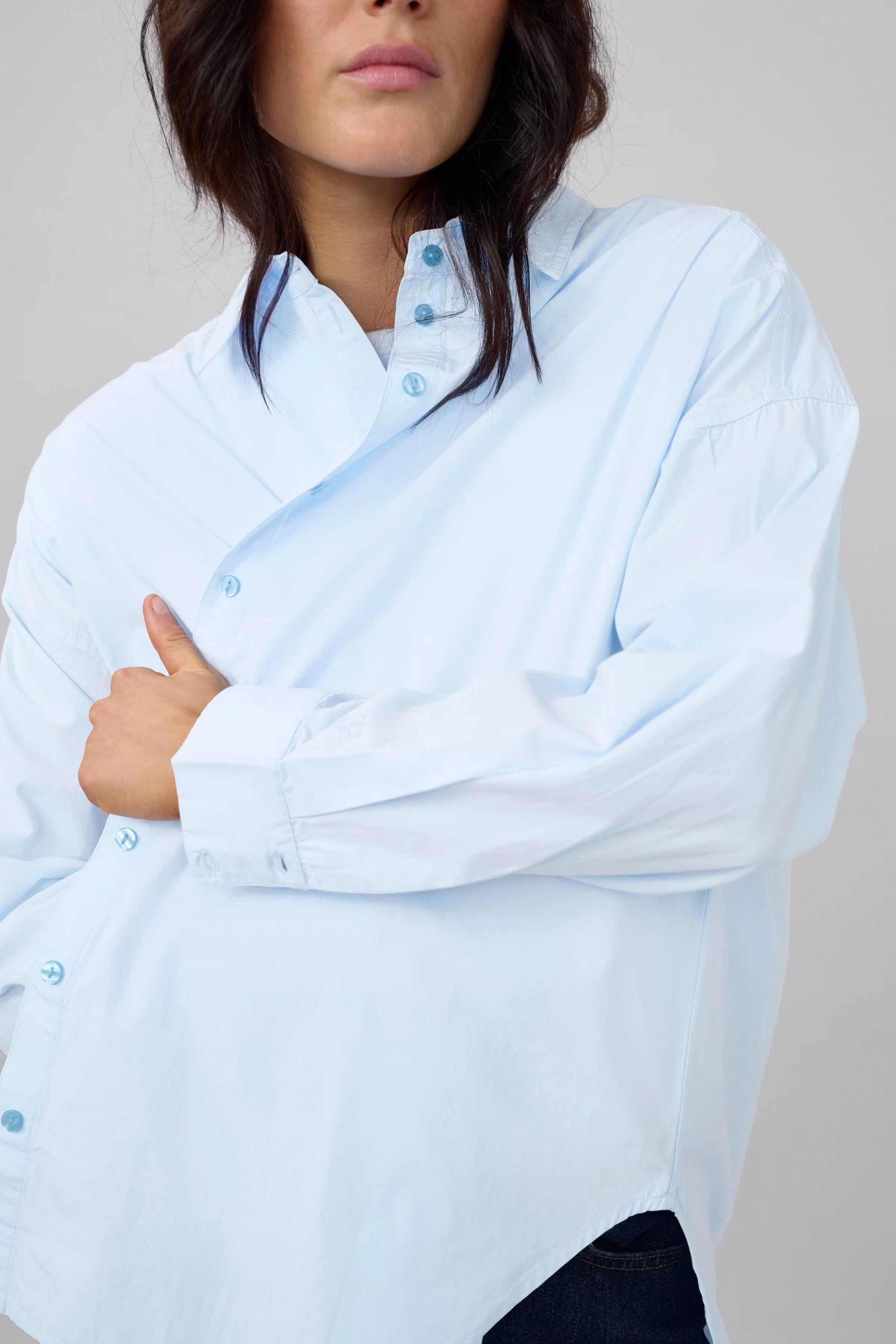 03 THE BOXY SHIRT LOOKBOOK DETAIL 10705193-144115