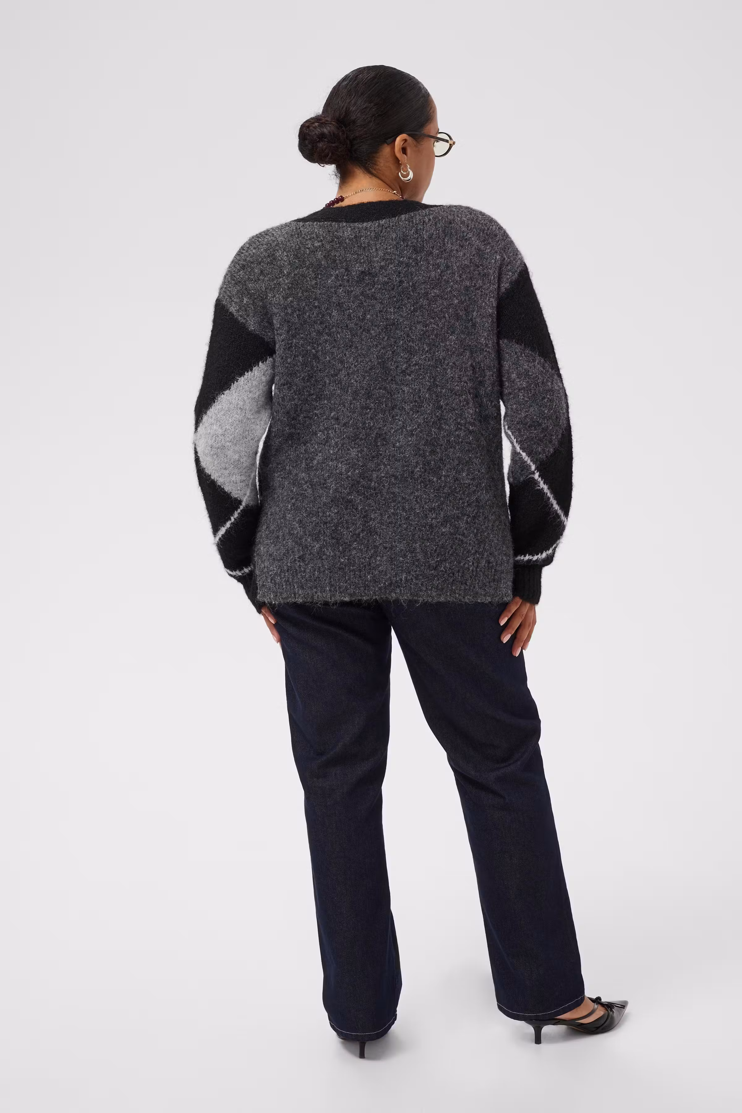 KCkit Cardigan LOOKBOOK BACK 10584620-109725