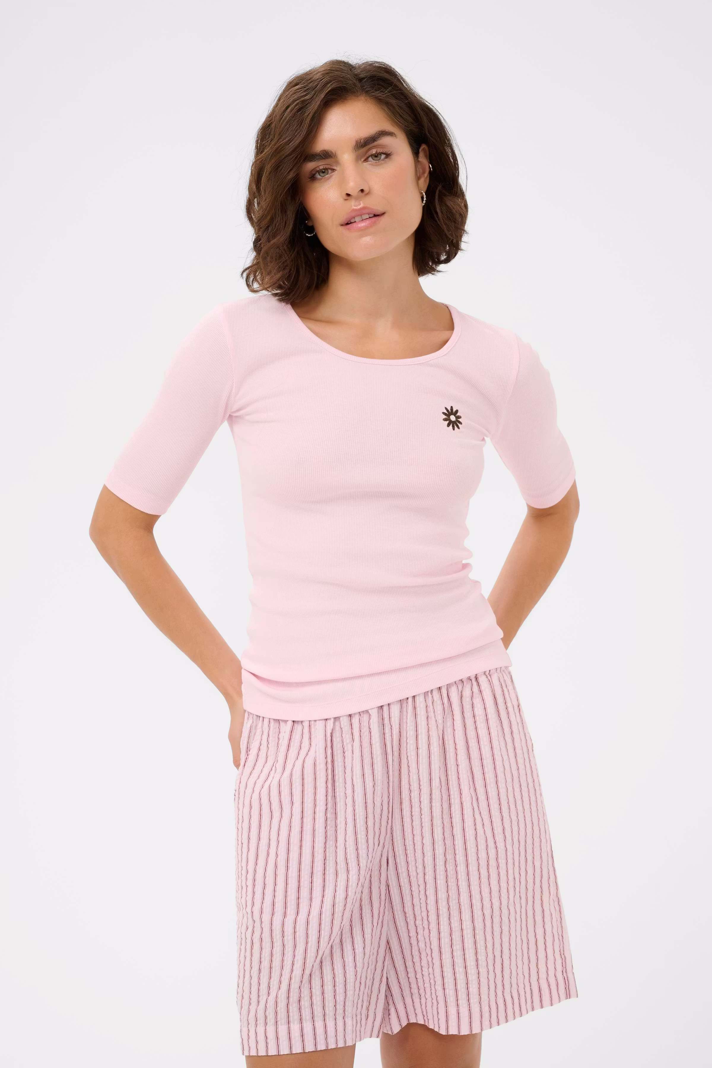 KAcarna T-shirt LOOKBOOK FRONT 10511699-132807