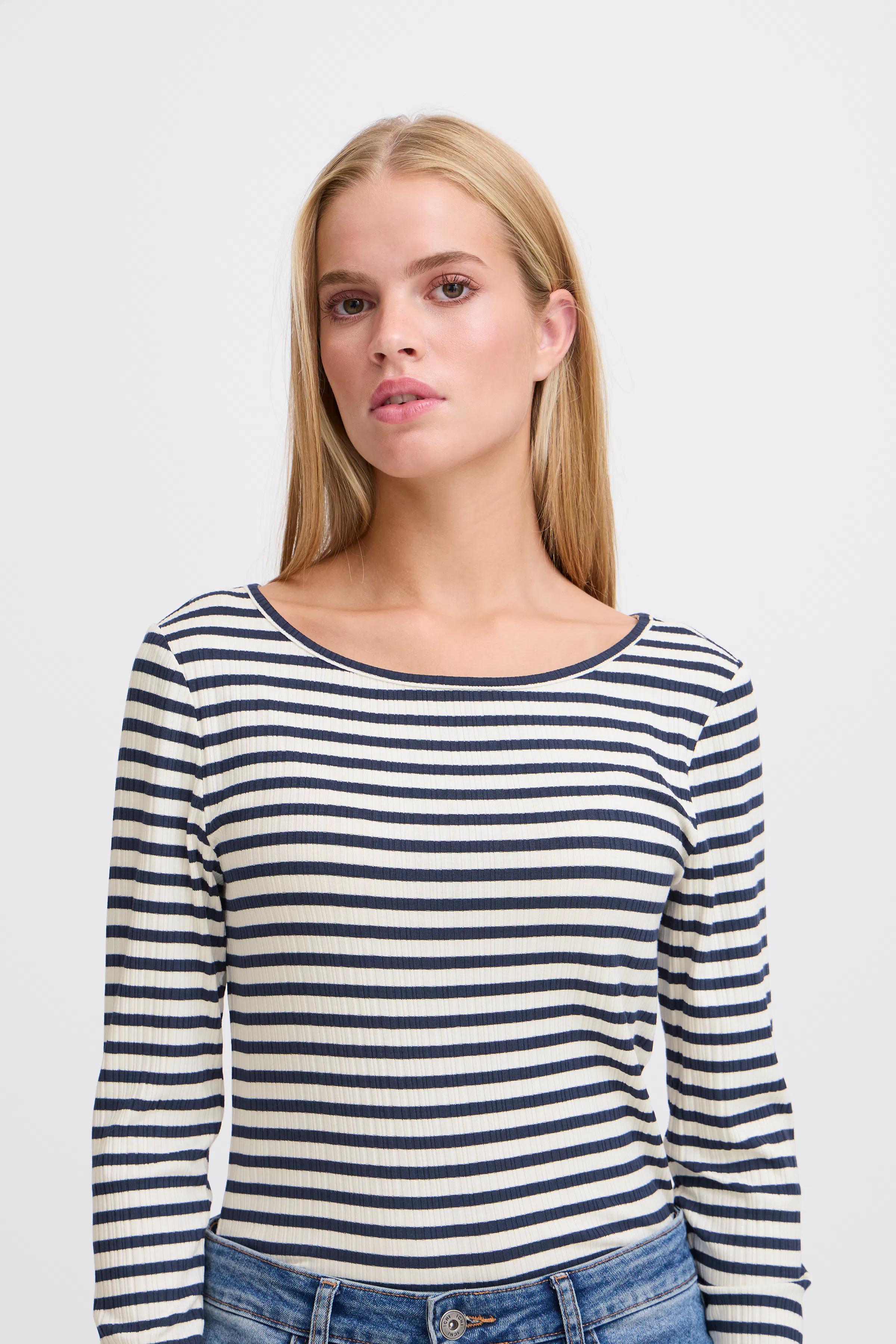 IHCELLA T-shirt met lange mouwen LOOKBOOK DETAIL 20122819-204497