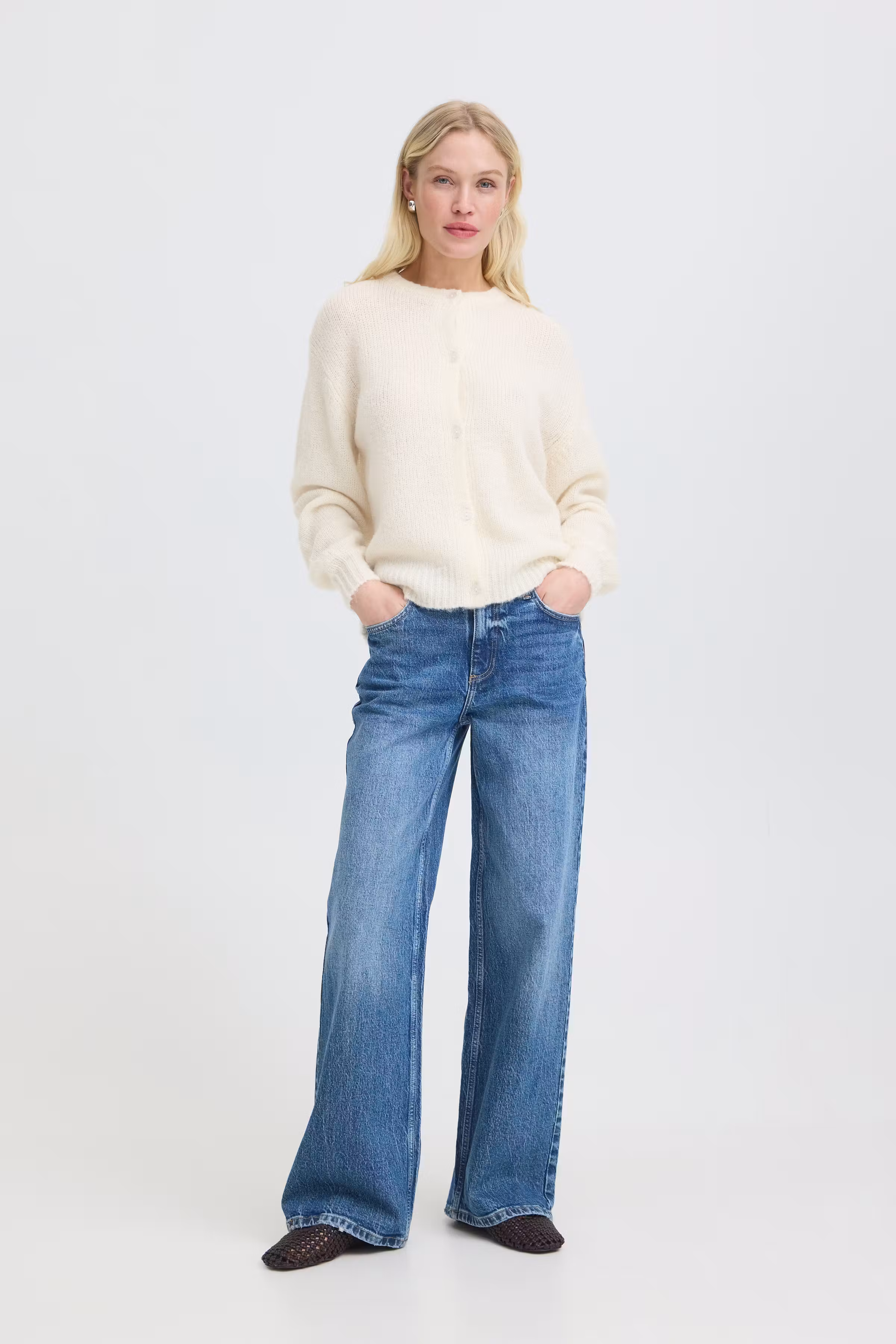 BYOTIA Cardigan LOOKBOOK FRONT 20819108-130905