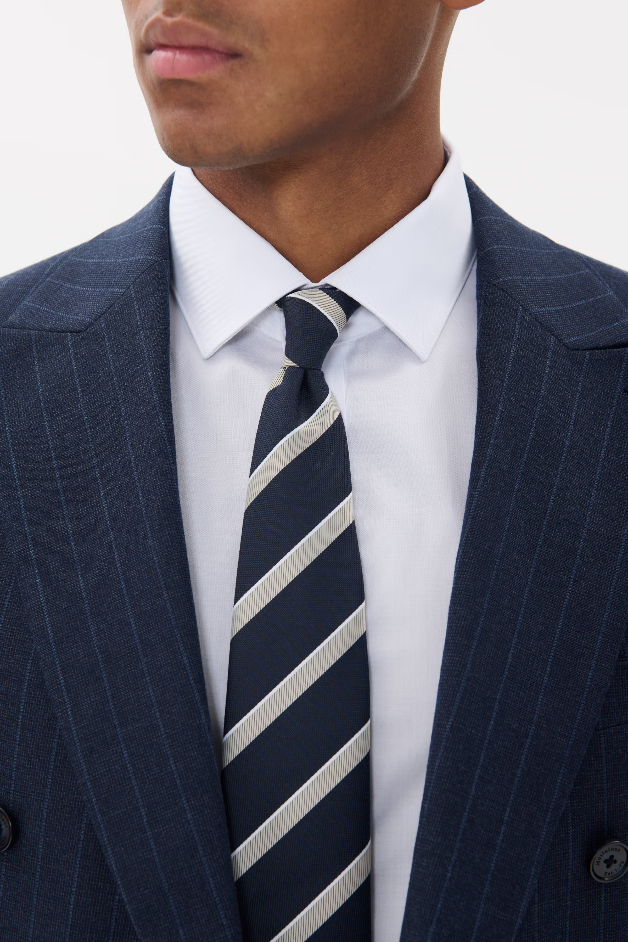 MAtie Tie LOOKBOOK DETAIL 30207996-194011