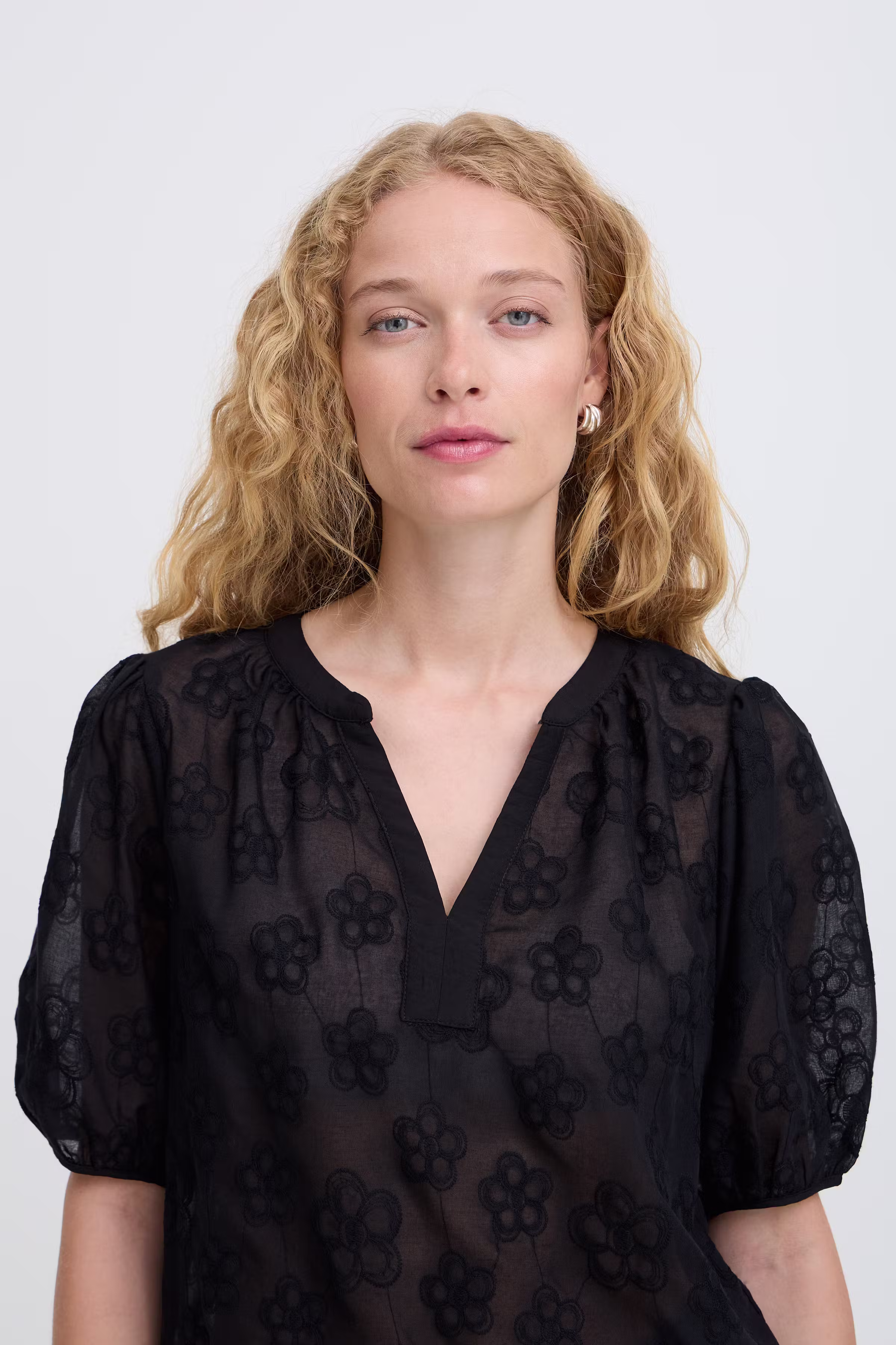 BYXFABIA Bluse LOOKBOOK DETAIL 20817298-194008