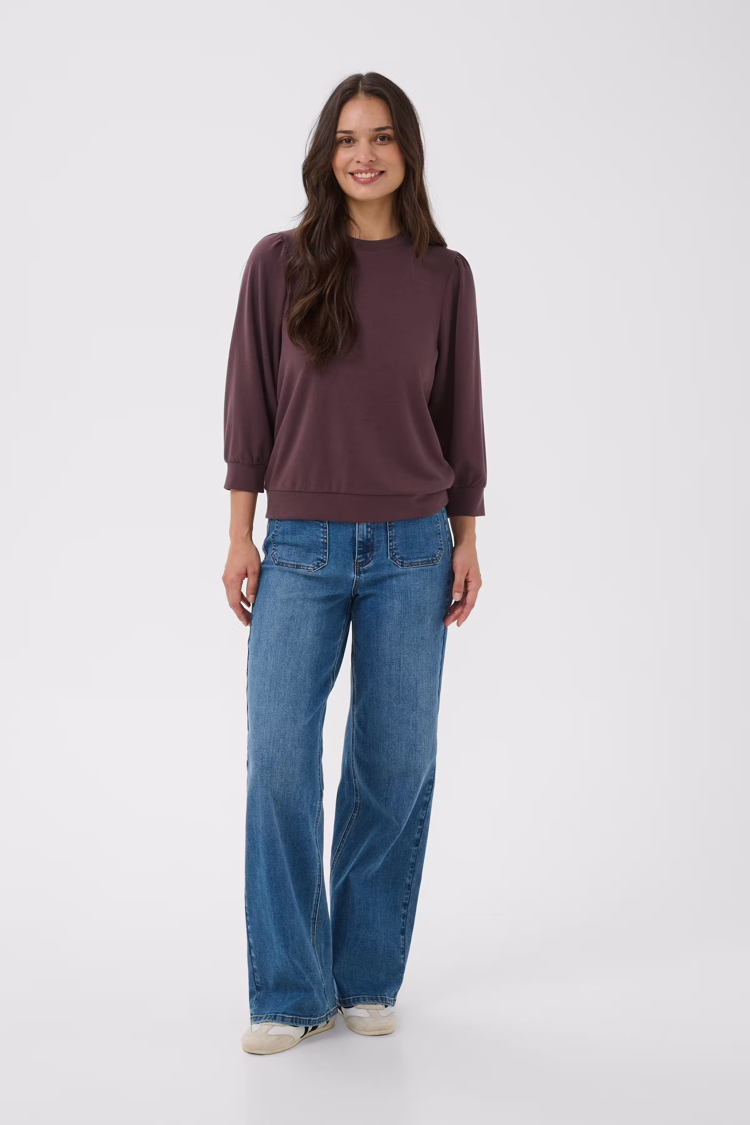 KAannie Sweatshirt LOOKBOOK FRONT 10511348-191619