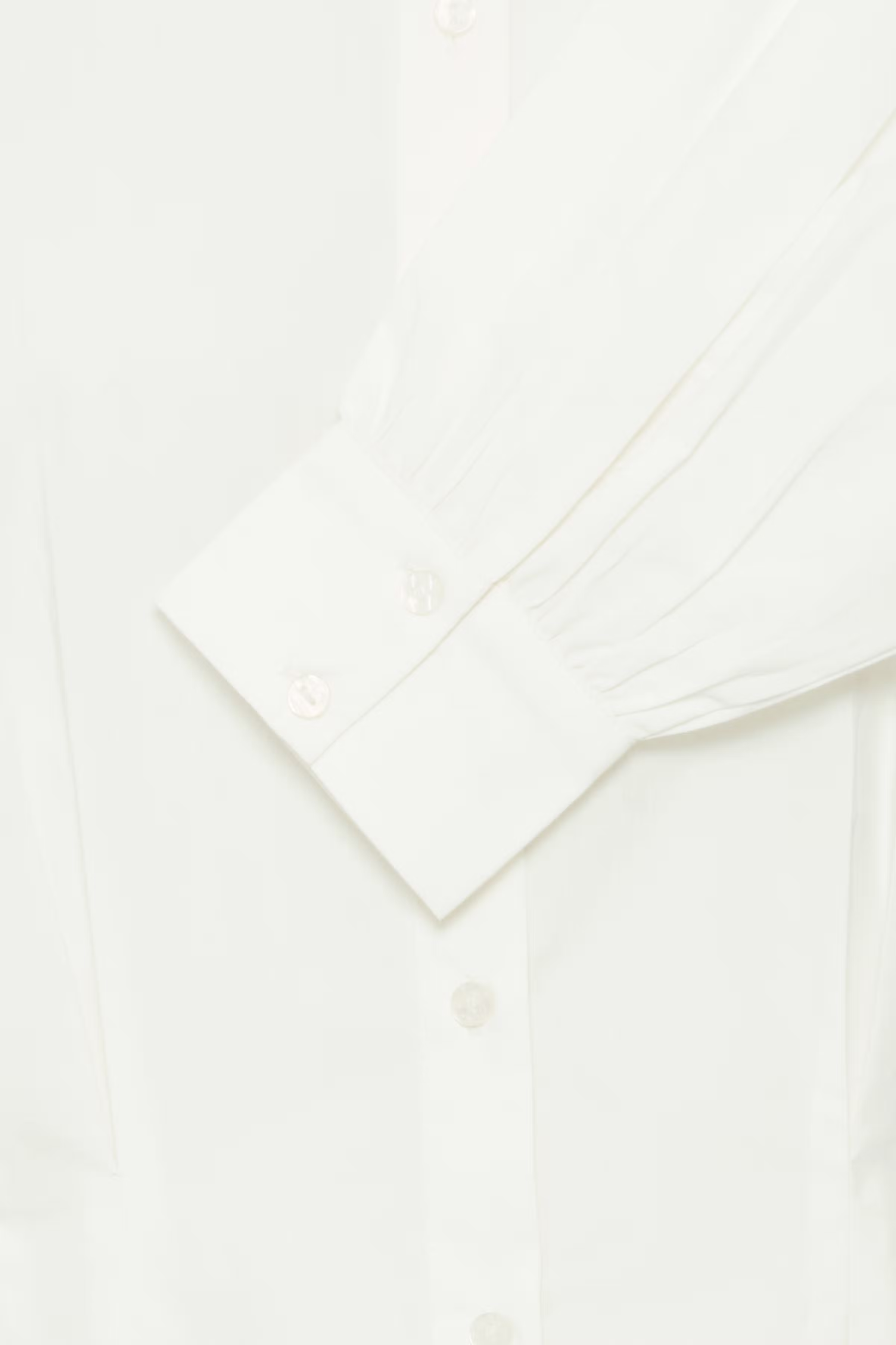 IHRUBINA Shirt PACK DETAIL 20122206-114201