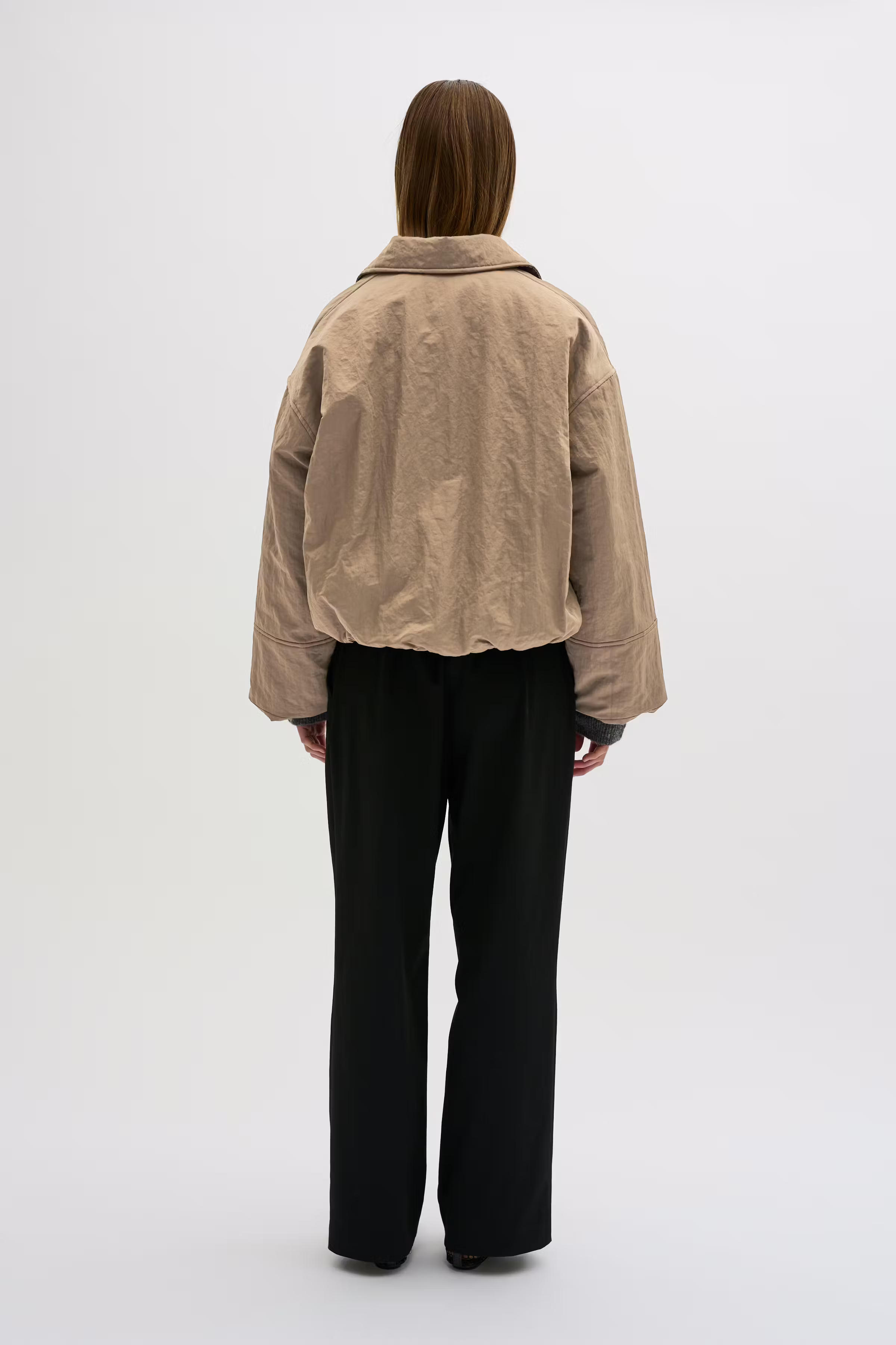 KBTaia Jacke LOOKBOOK BACK 10105284-181110