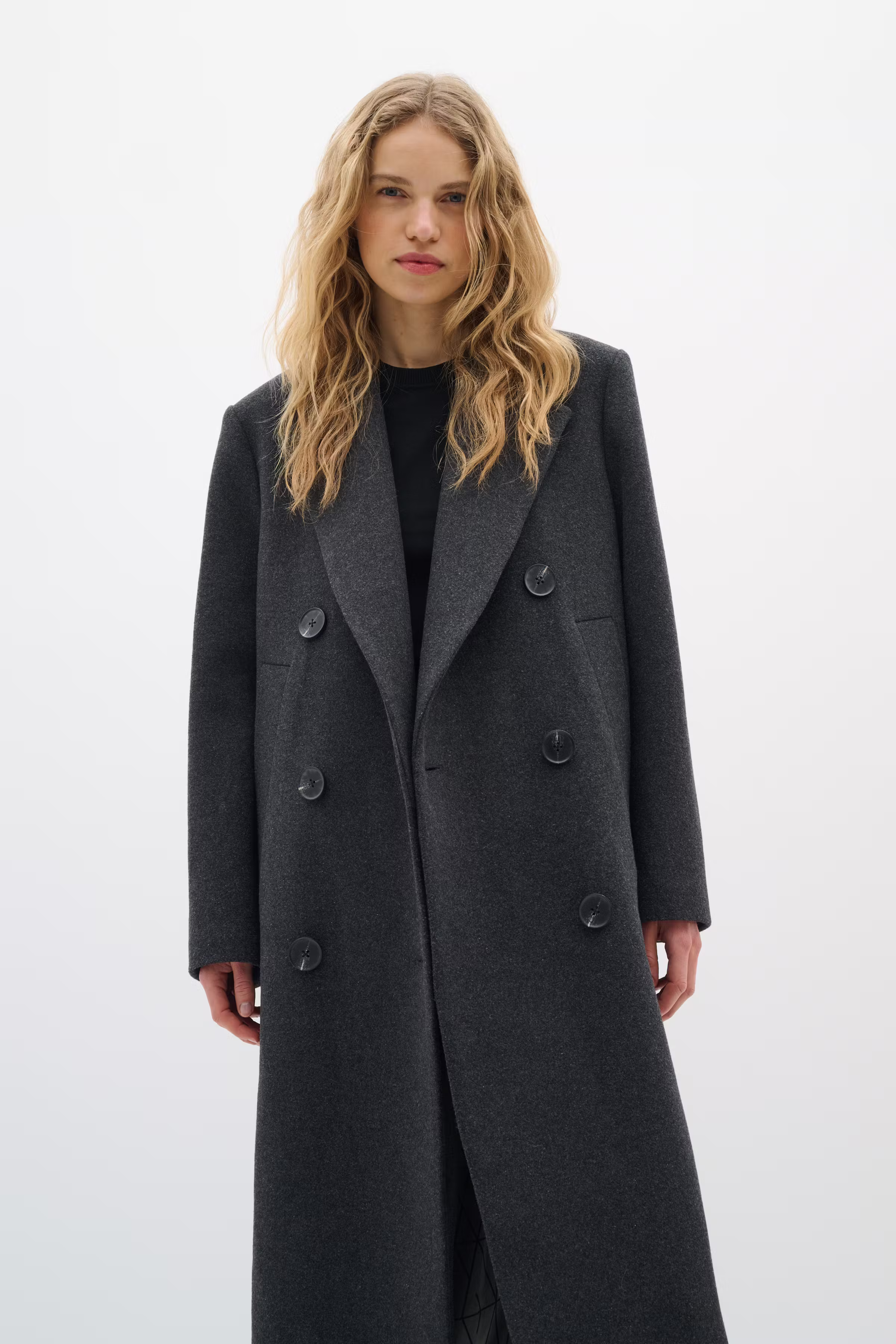 YunahIW Coat LOOKBOOK FRONT 30110610-300596