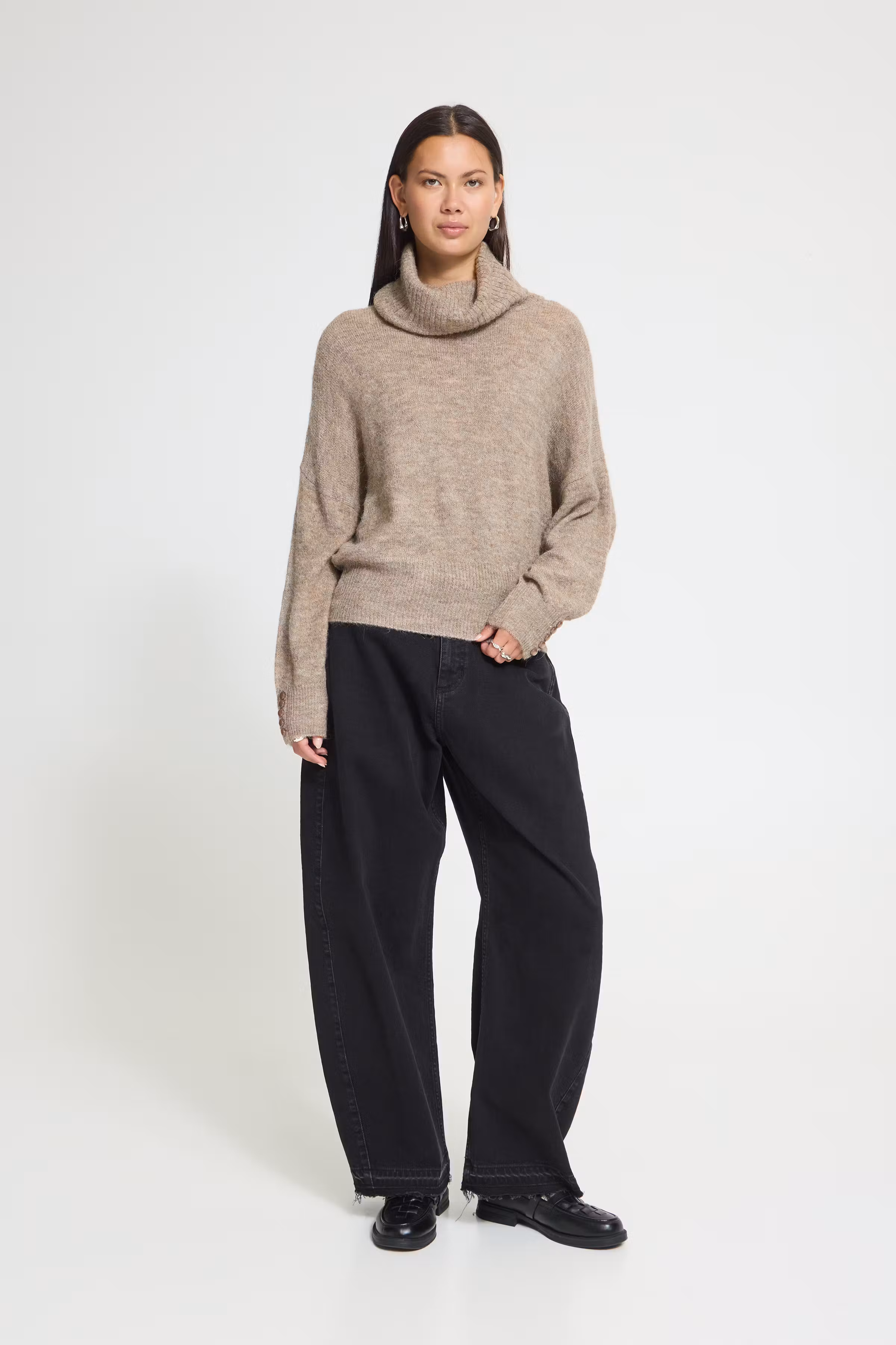 IHKAMARA Pullover LOOKBOOK FRONT 20121996-171212