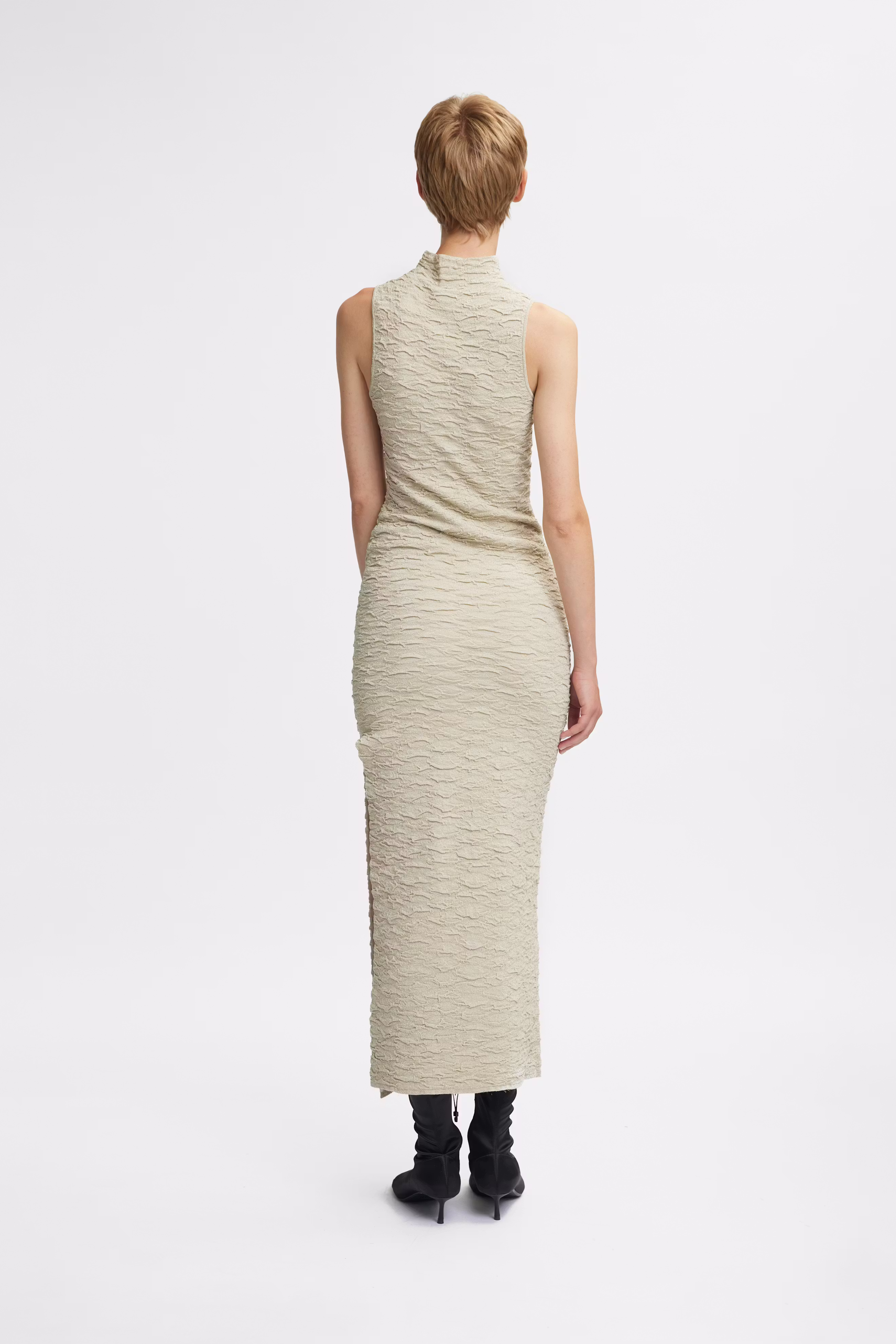 PiccaGZ Dress LOOKBOOK BACK 10909001-105581