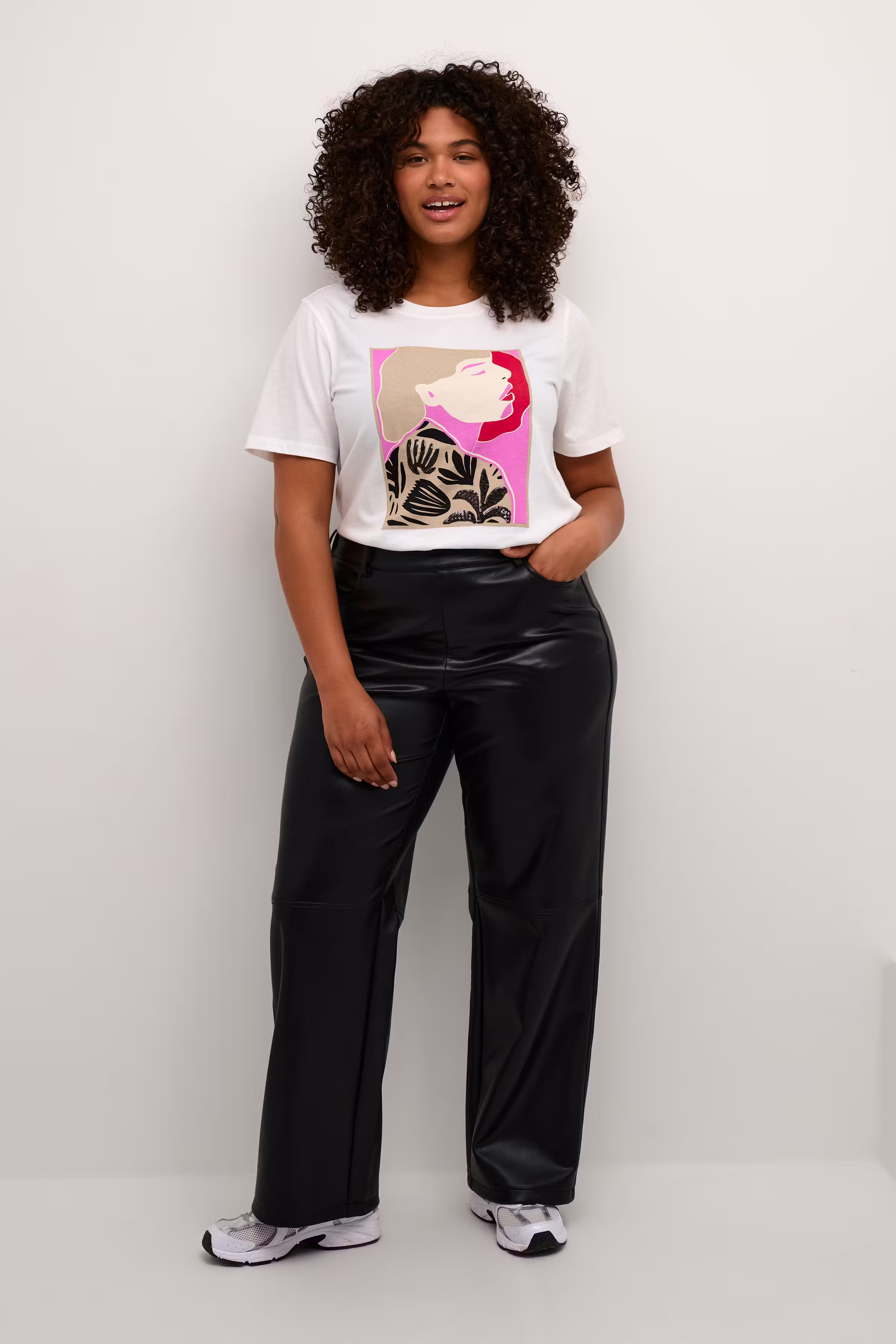 KCnalina Trousers LOOKBOOK FRONT 10581959-100121