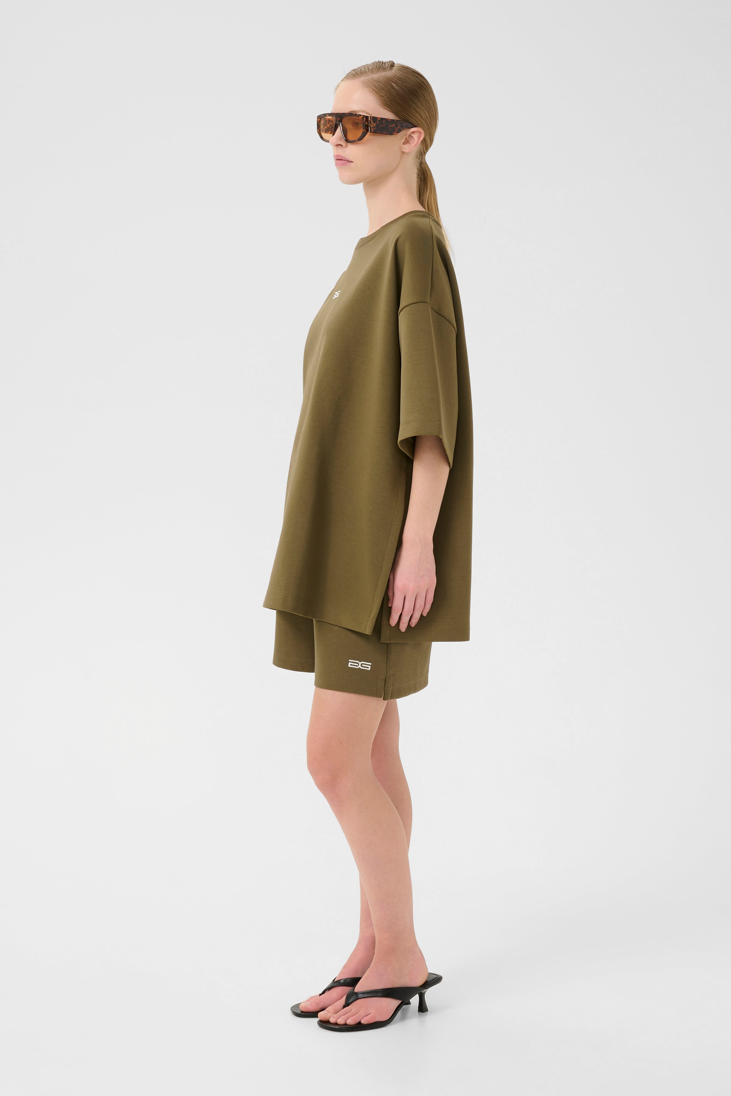 IminaGZ T-shirt LOOKBOOK FRONT 10909140-190403