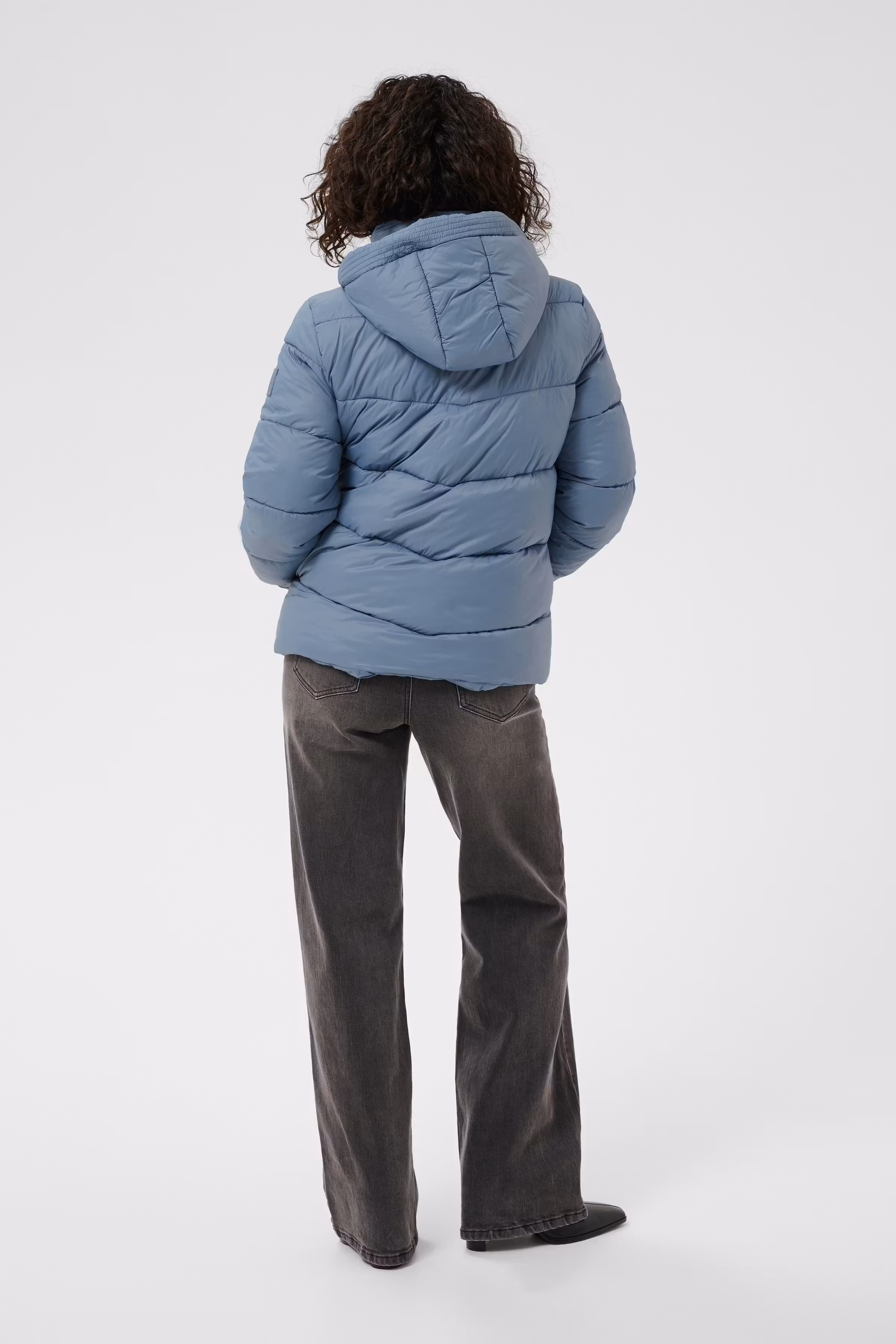 KAsusanne Outerwear LOOKBOOK BACK 10508811-183916