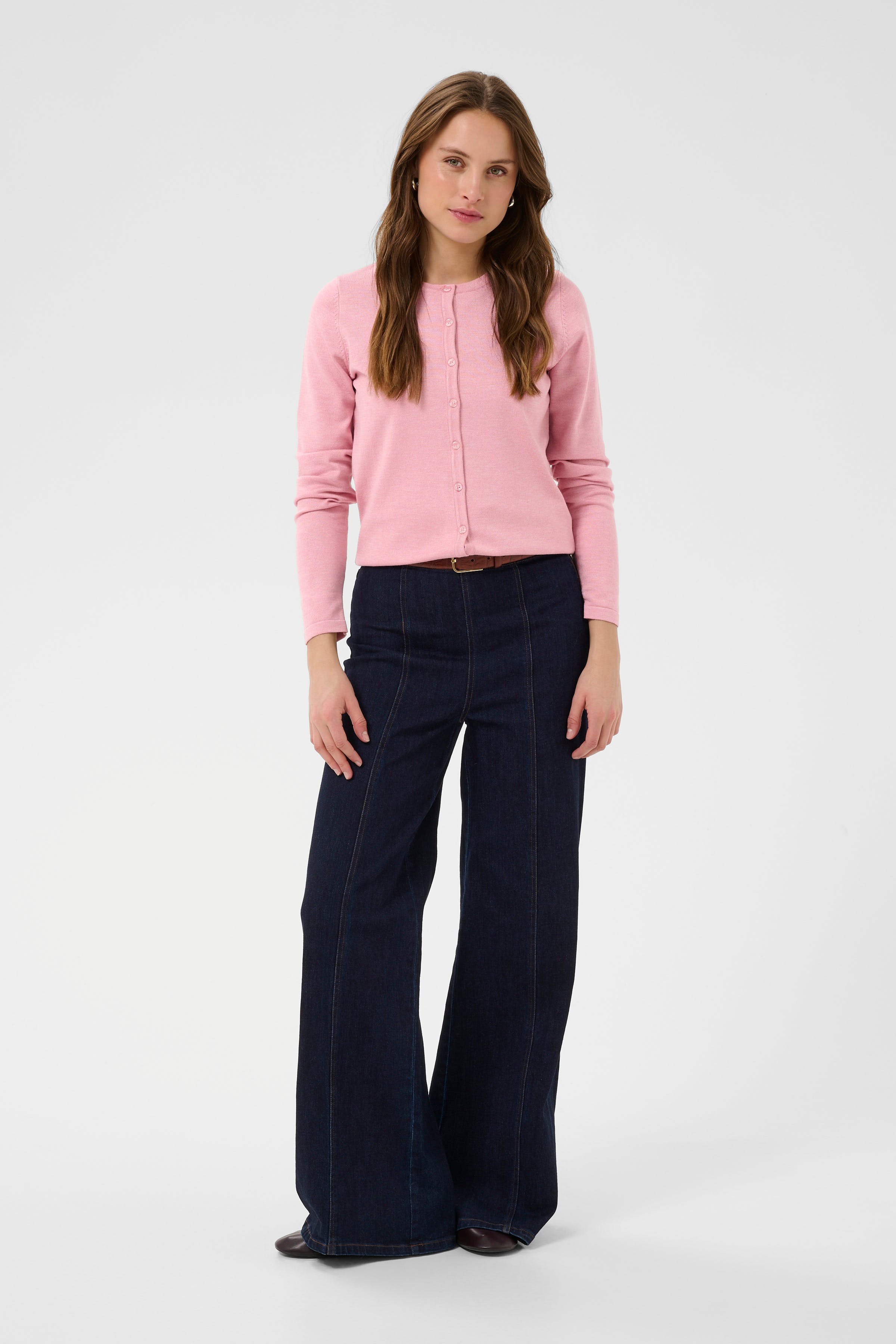 MilaSZ R-Neck Cardigan LOOKBOOK FRONT 30500005-1423071