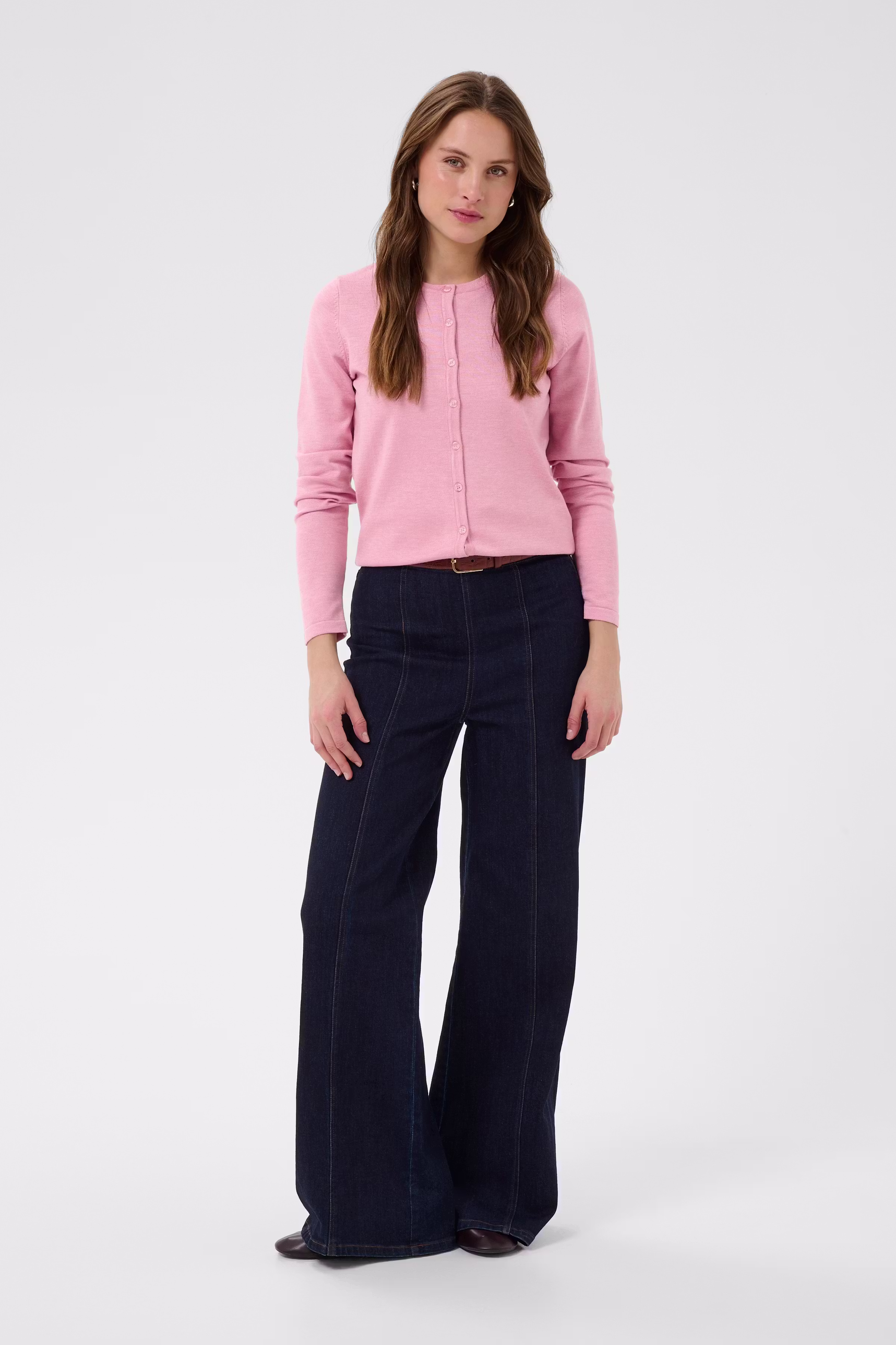 MilaSZ R-Neck Cardigan LOOKBOOK FRONT 30500005-1423071