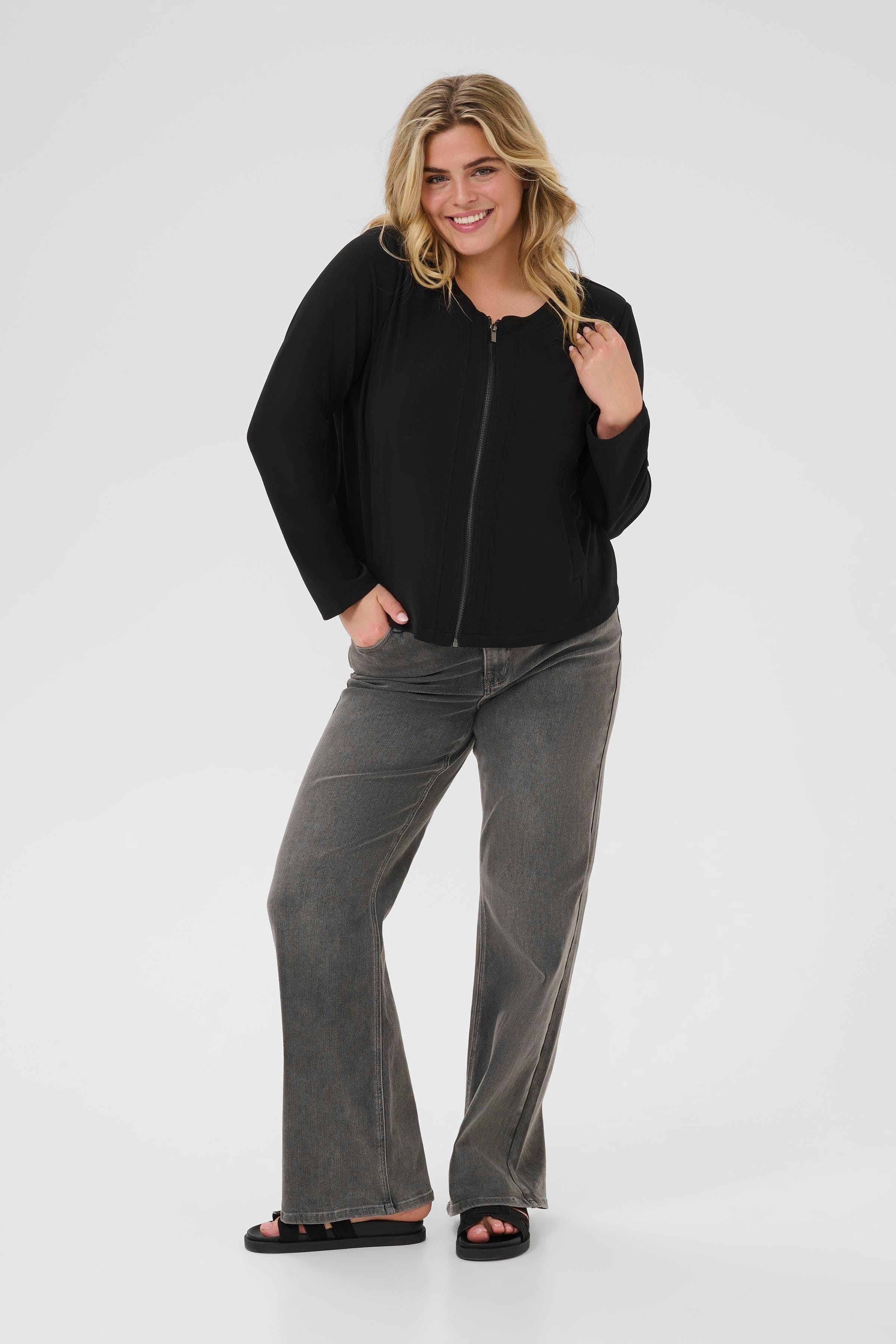 KCelina Casual jacket LOOKBOOK FRONT 10583505-100121